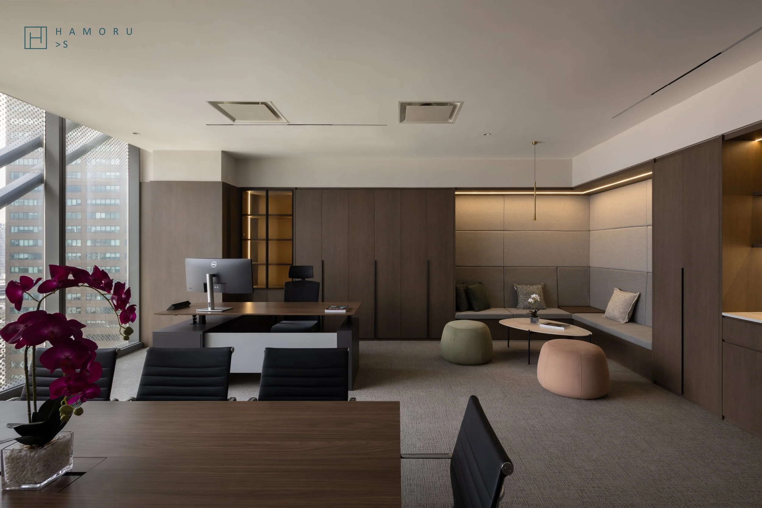 7Q9A0857 with logo.jpg