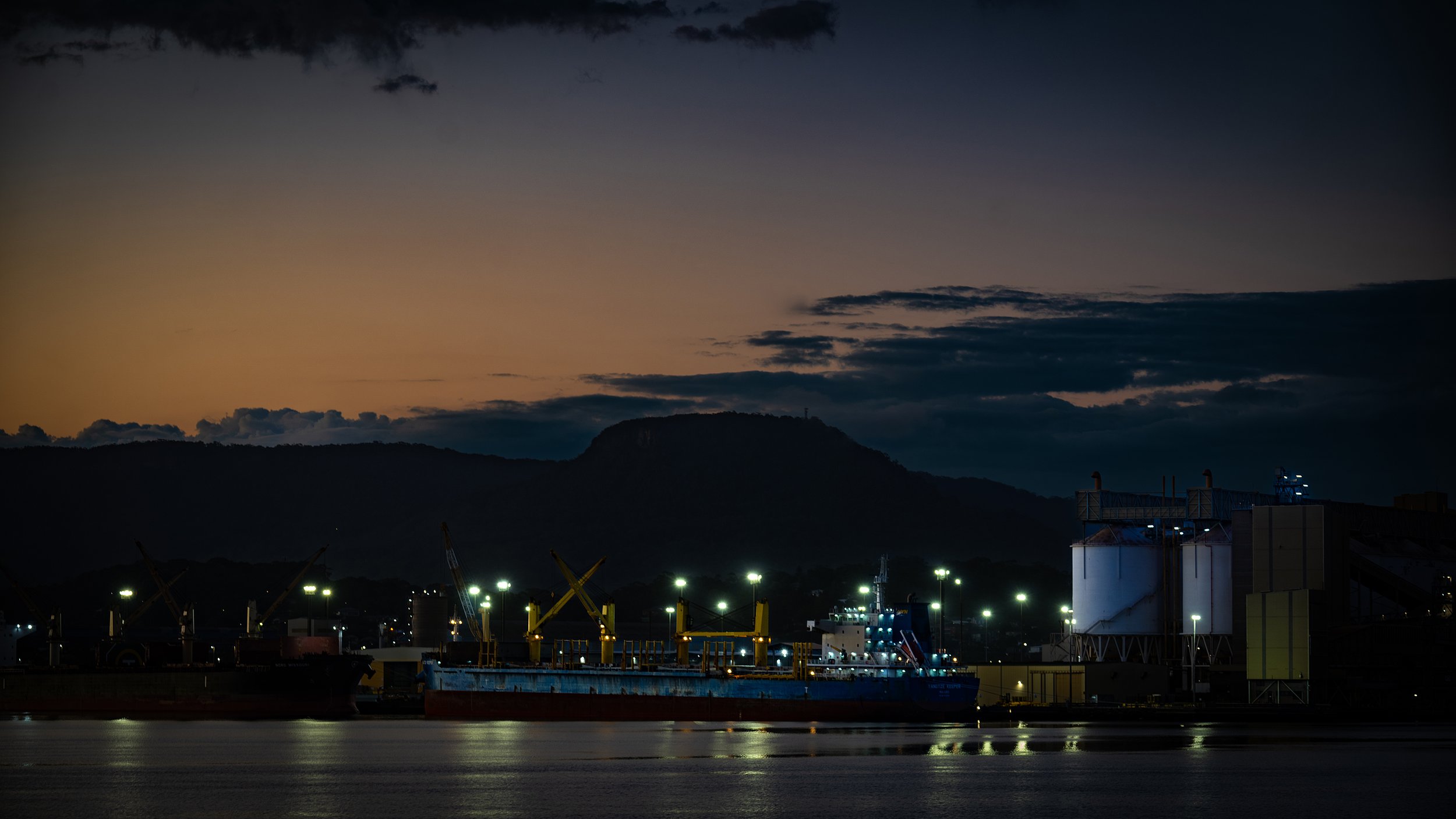 Port Kembla Generic At Night 25.jpg