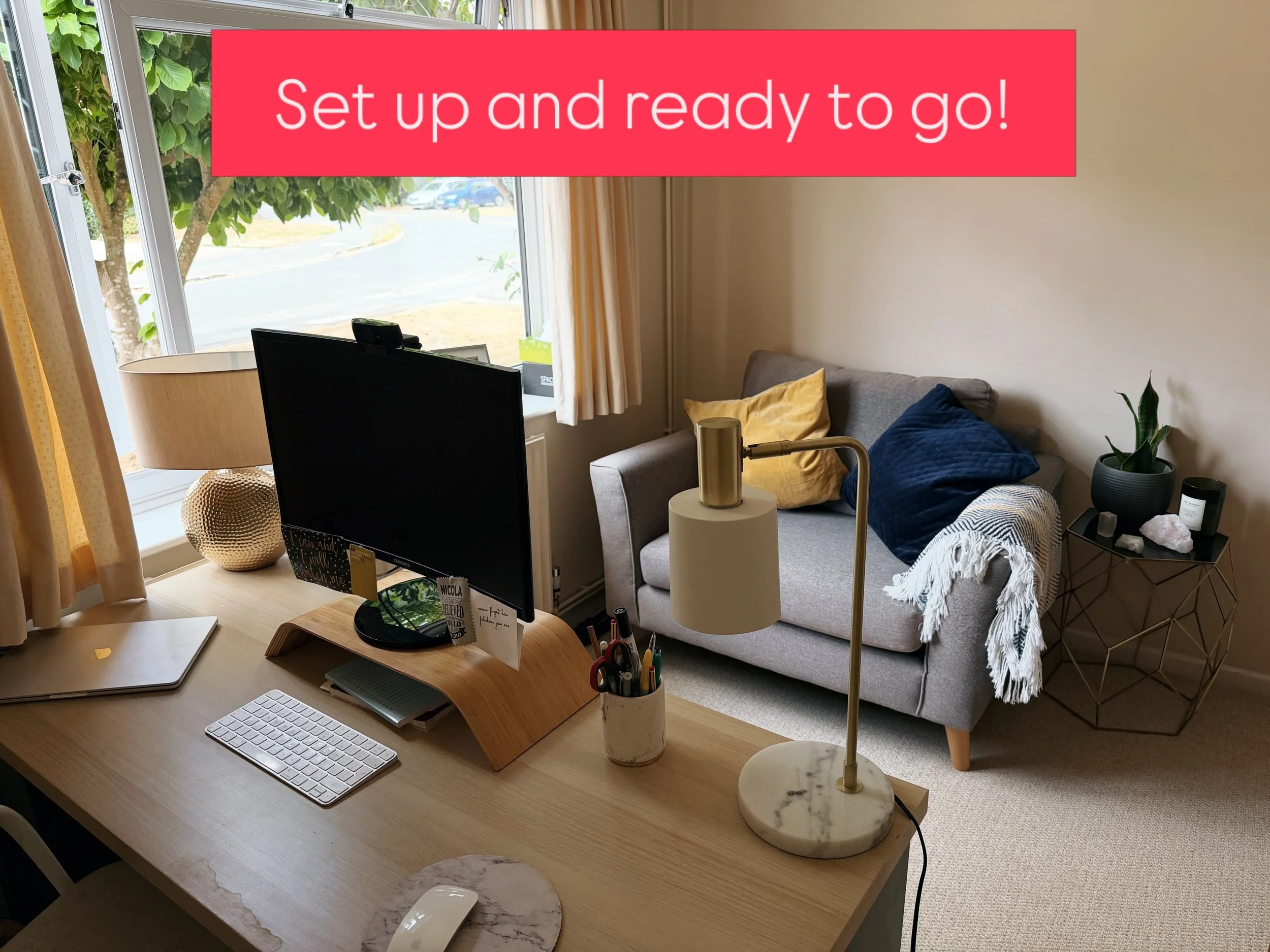 We're in! 🏡

We FINALLY moved into the new house on Thursday and I'm not going to lie, we worked our little asses off, unpacking everything over the weekend, but we did it ✅ and my office is now set up and ready to go, so I'm pleased to say I'm taki