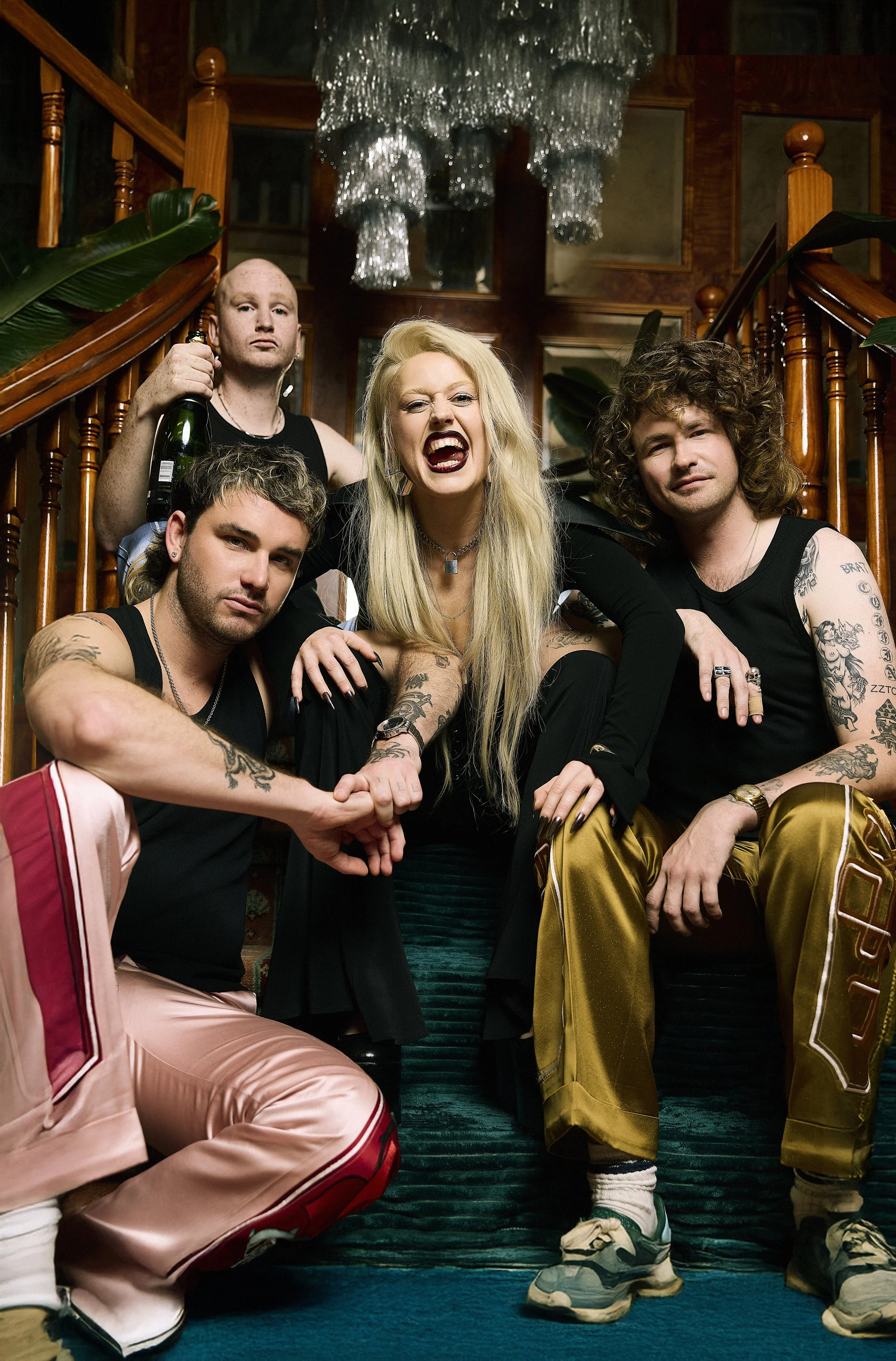 AMYL & THE SNIFFERS