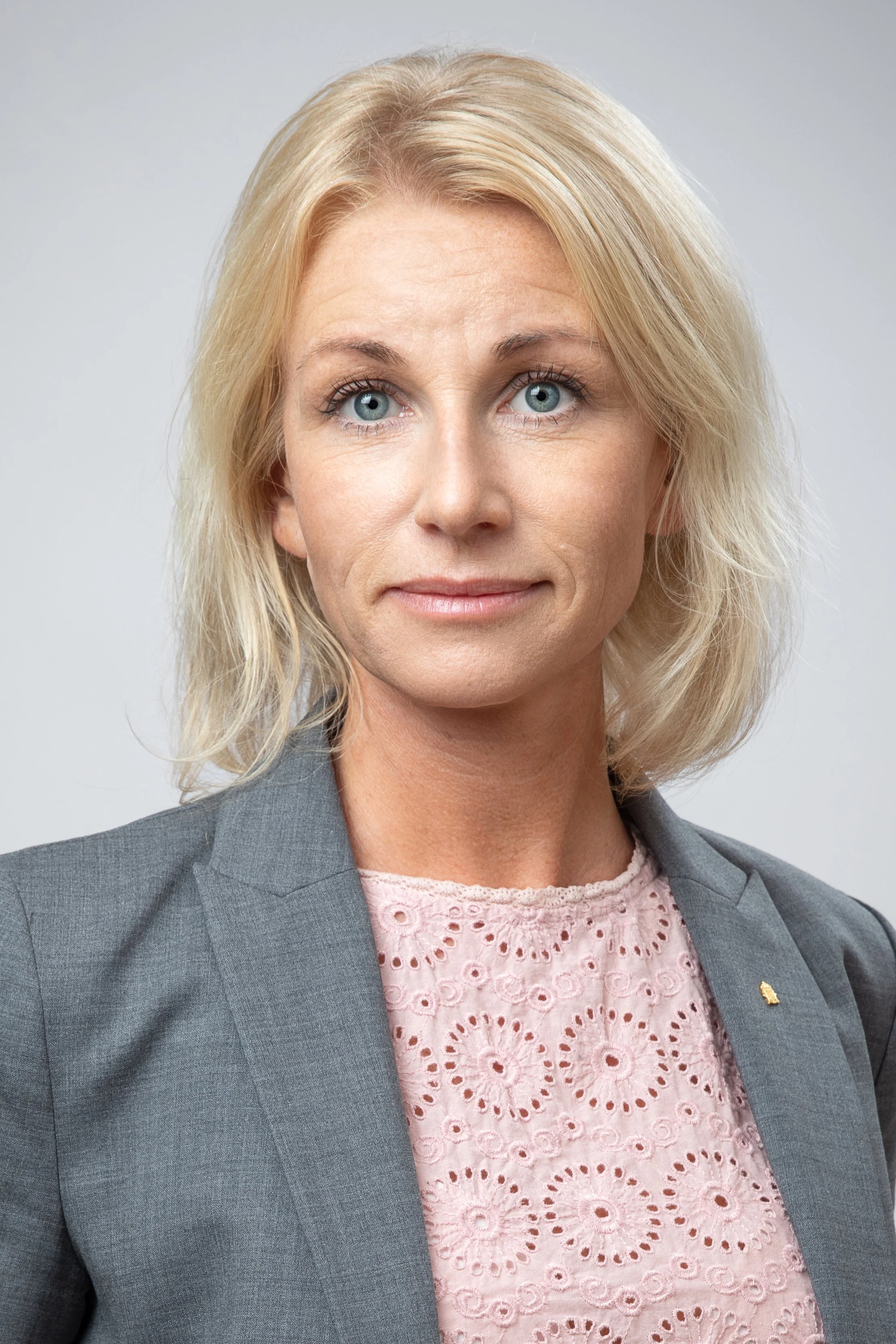 9. Nina Odermalm Schei