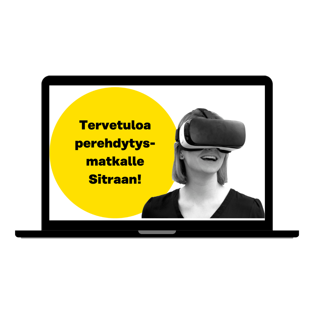 Kannettava tietokoneen näyttö, jossa kuva naishenkilöstä virtuaalitodellisuuslasit päässä ja keltainen puhekupla, jossa teksti 'Tervetuloa perehdytysmatkalle Sitraan!'