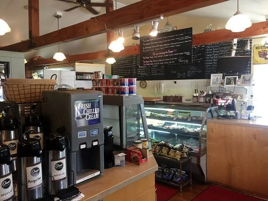 the-country-store-deli.jpeg