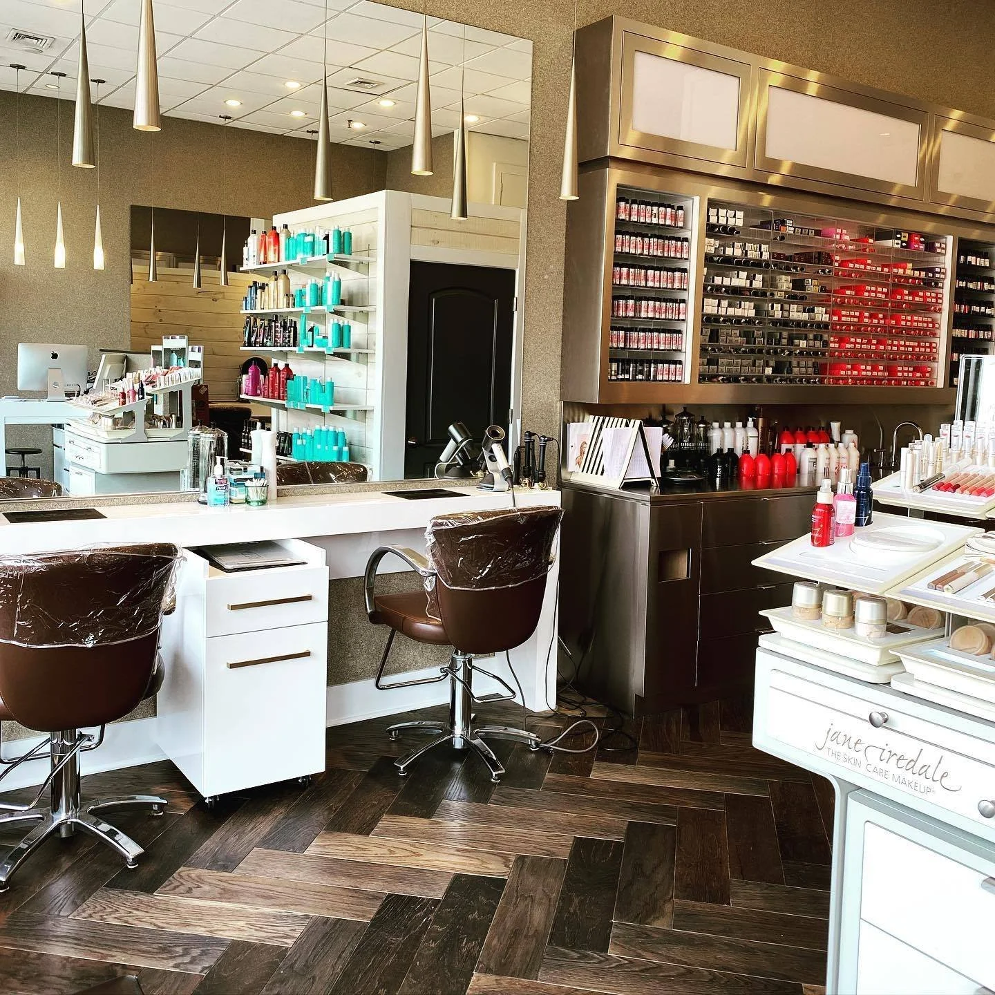 Headliners Salon