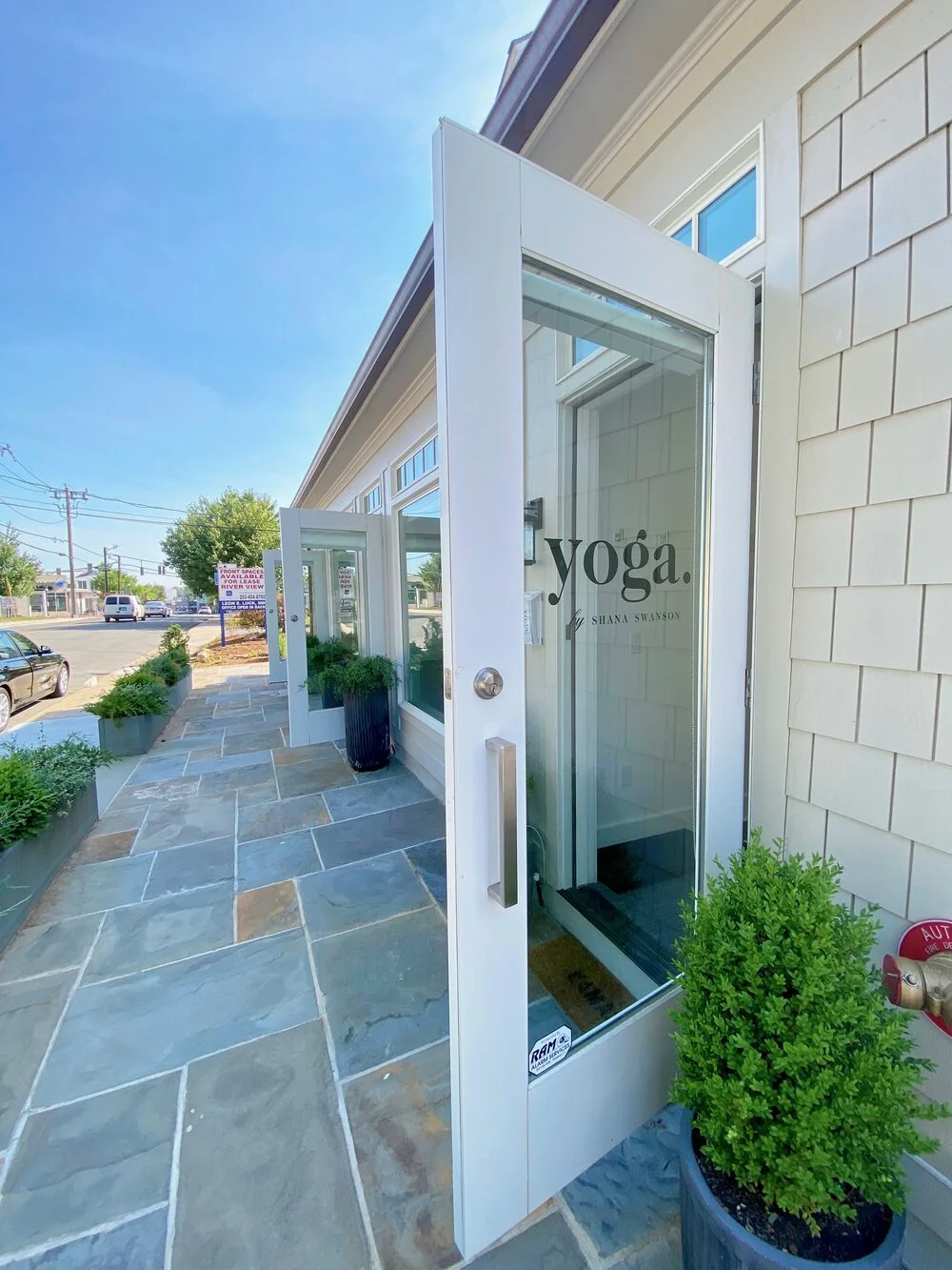 Yoga_by_Shana-exterior.jpeg