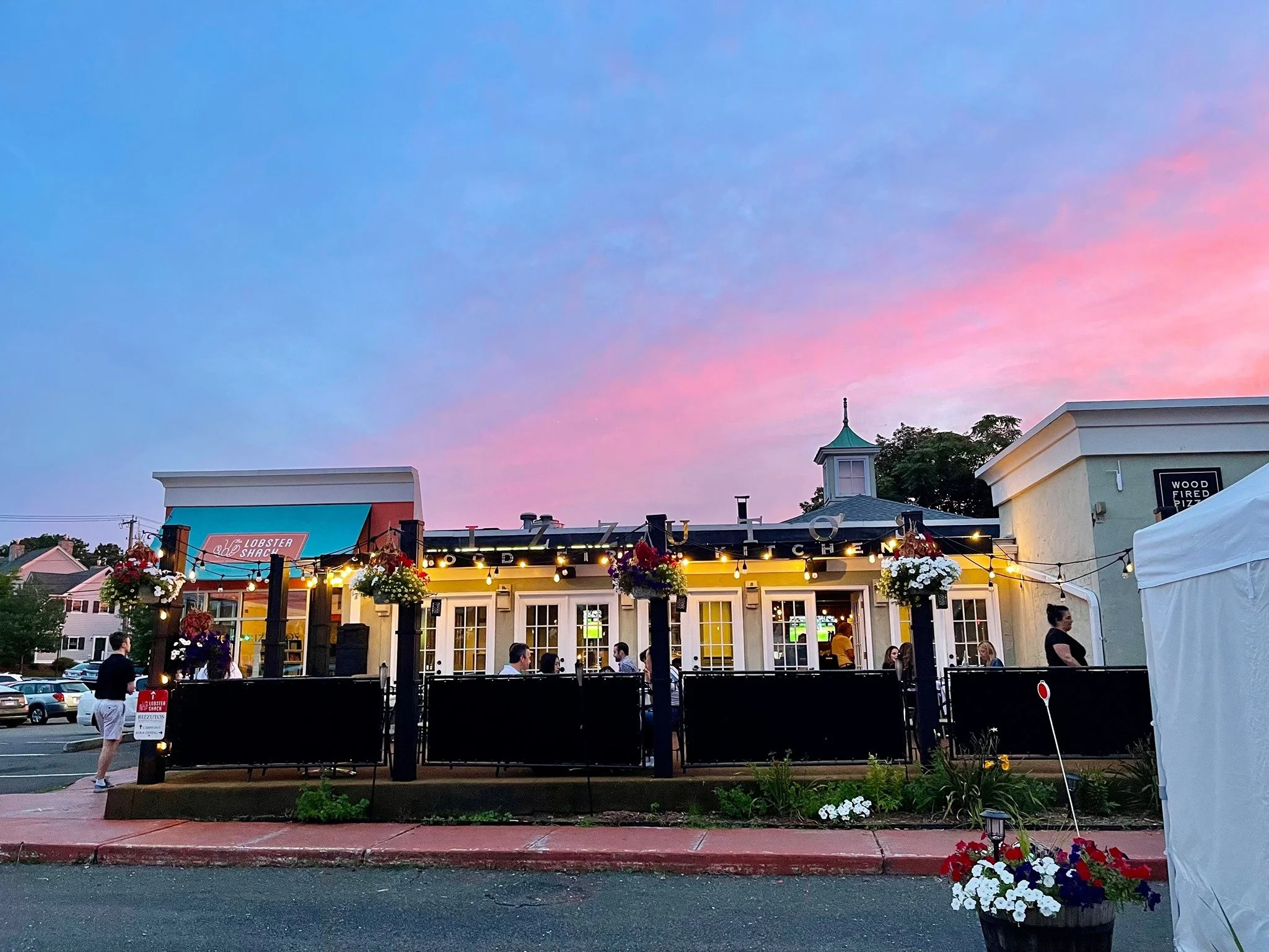 Rizzuto's Oyster Bar &amp; Restaurant