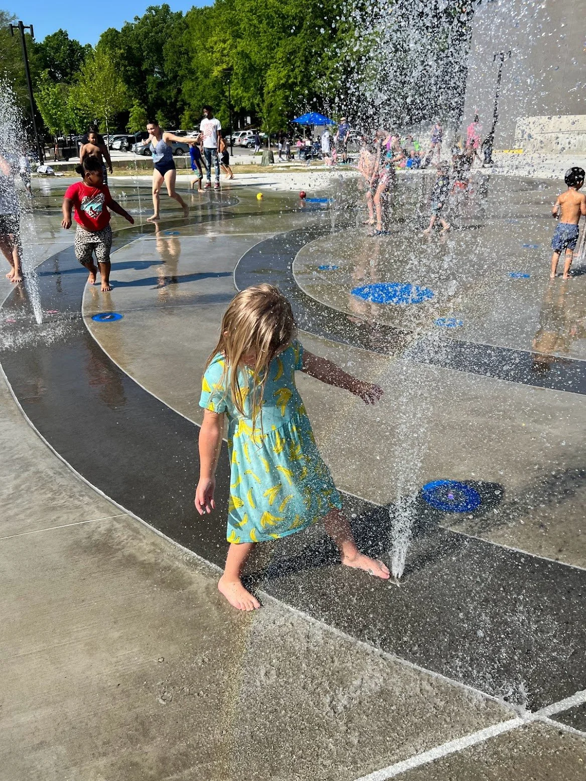 Chavis Park Splashpad, Kids splashpad, how to cool off in Raleigh, splashpads in Raleigh, waterparks in raleigh, waterparks in the Triangle