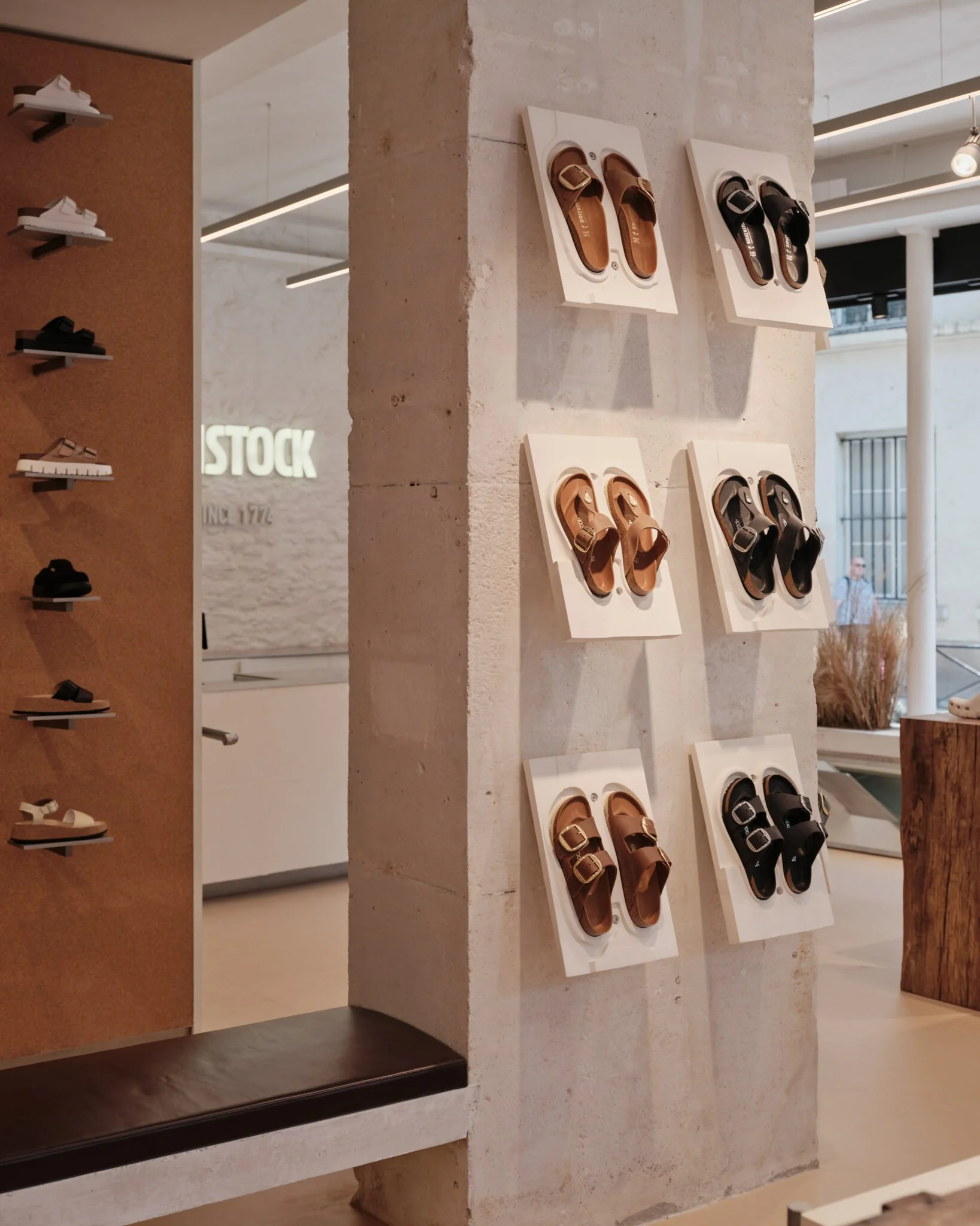 BIRKENSTOCK_Paris-Store-4_Maarten-Willemstein-1638x2048.jpg