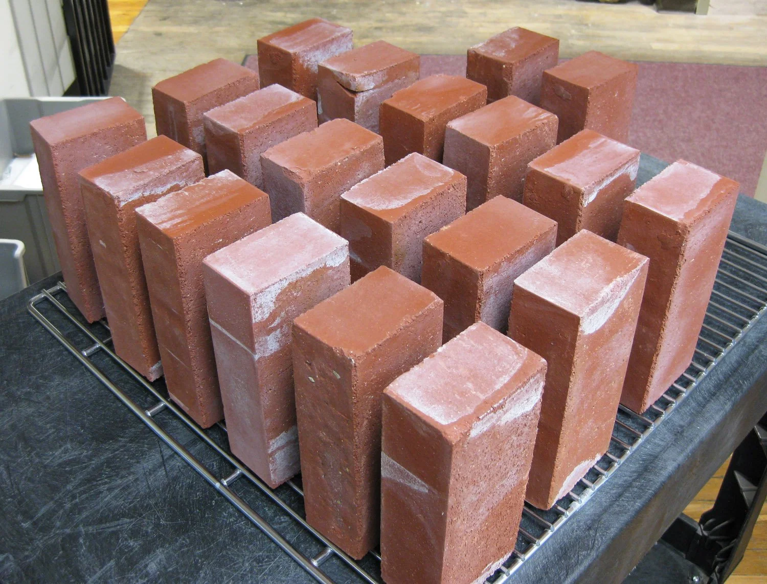 Efflorescence testing of newly manufactured brick in accordance with ASTM C67