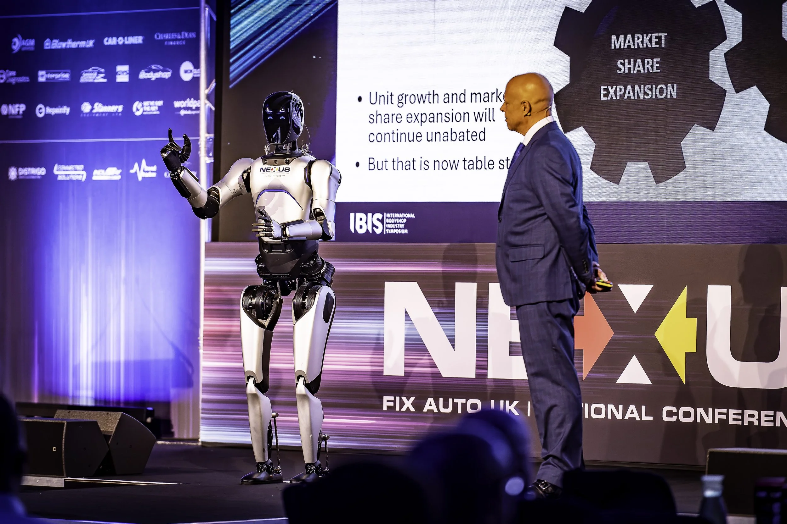 FIXAUTO UK CONFRENCE 2026_SOCIAL-73.jpg