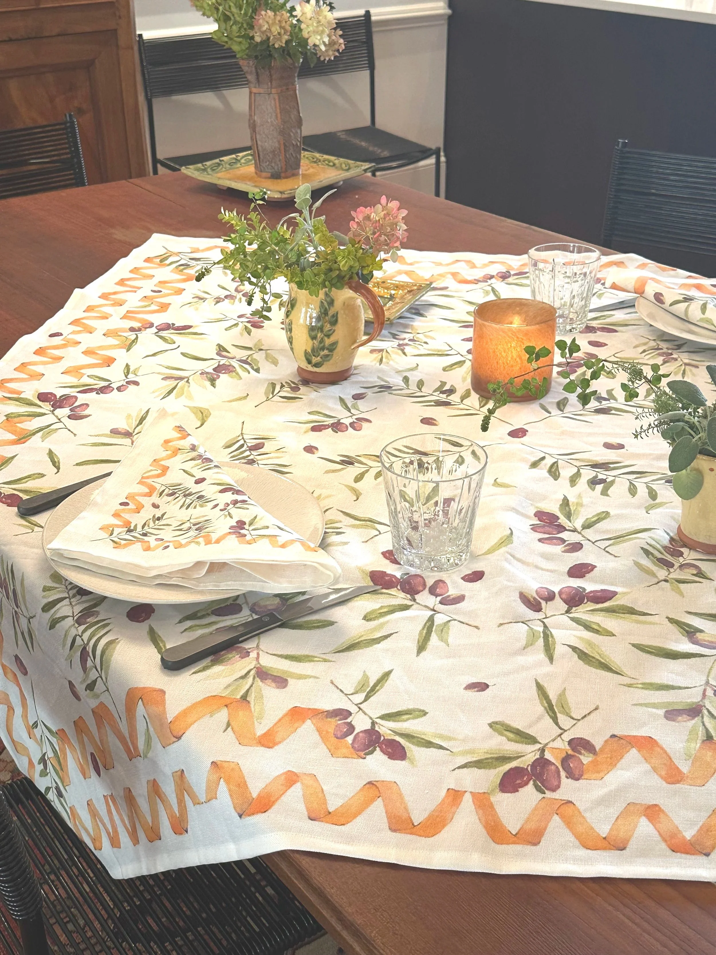 'Olives et Rubans'  Tablecloth