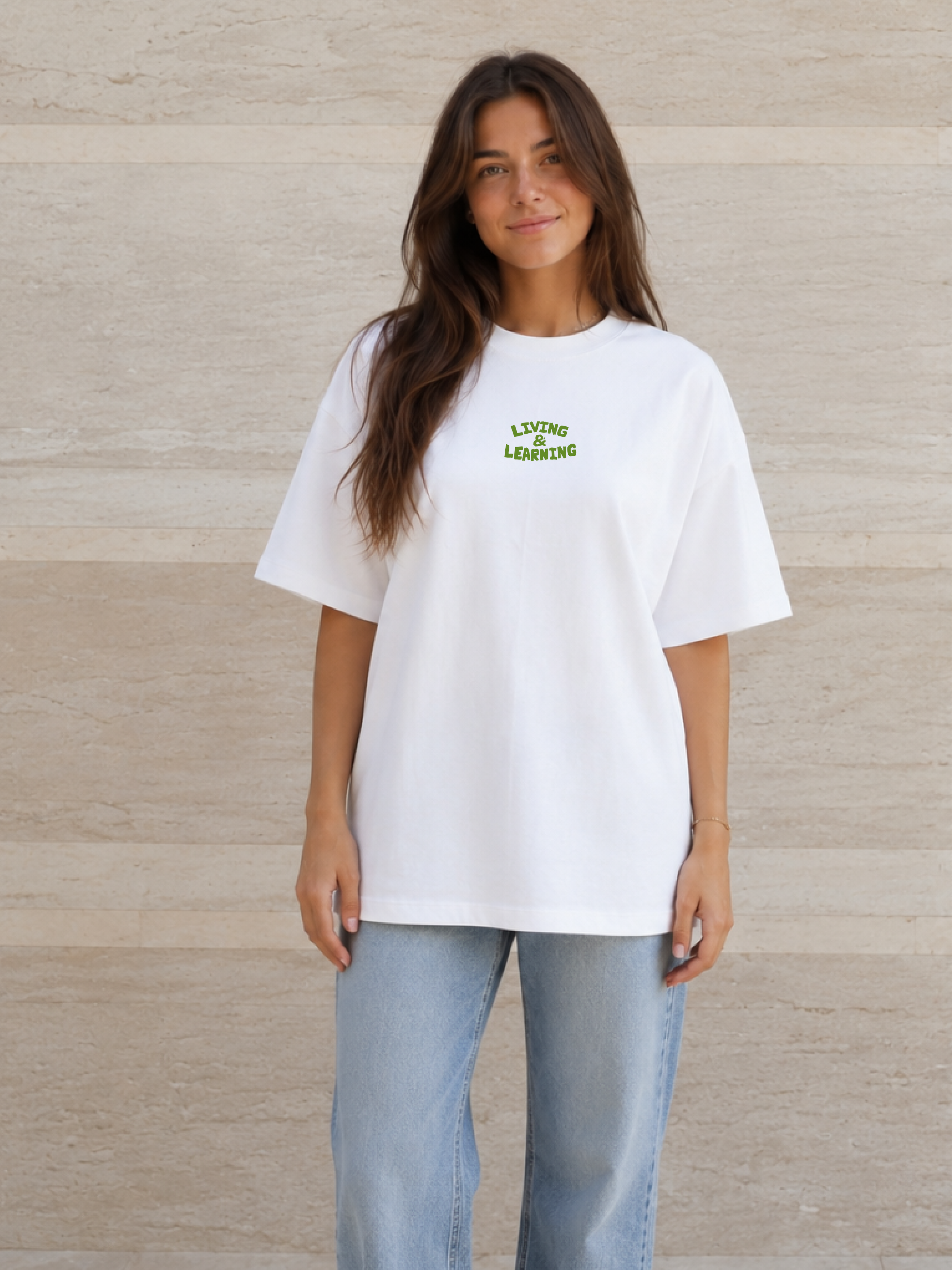 Front - Ecuador - Girl - 1.png