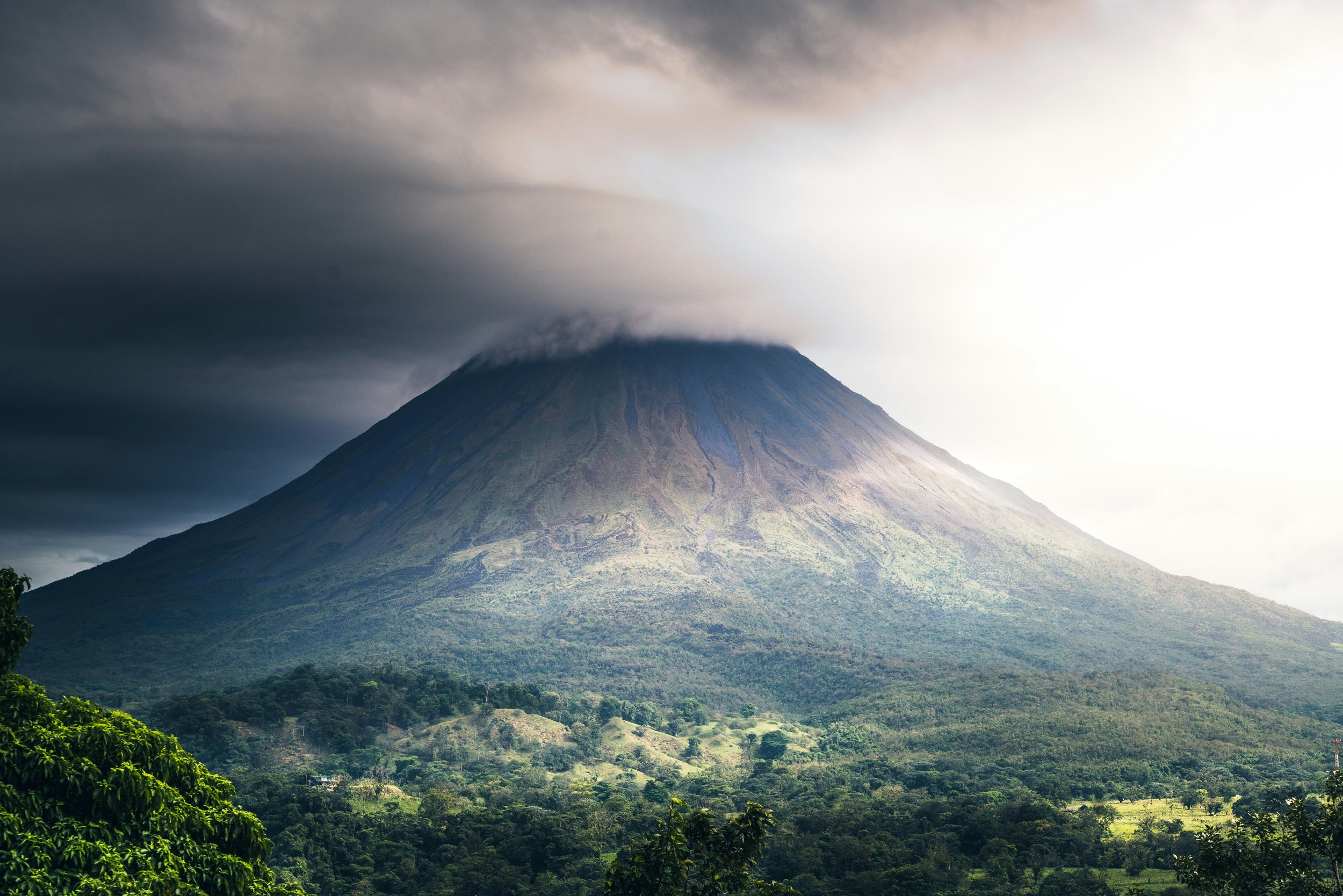costa rica Experiential Tourscosmic-timetraveler-LgrGHYZzBSk-unsplash.jpg