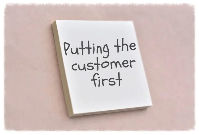 4 Actionable Ways to Put the Customer First