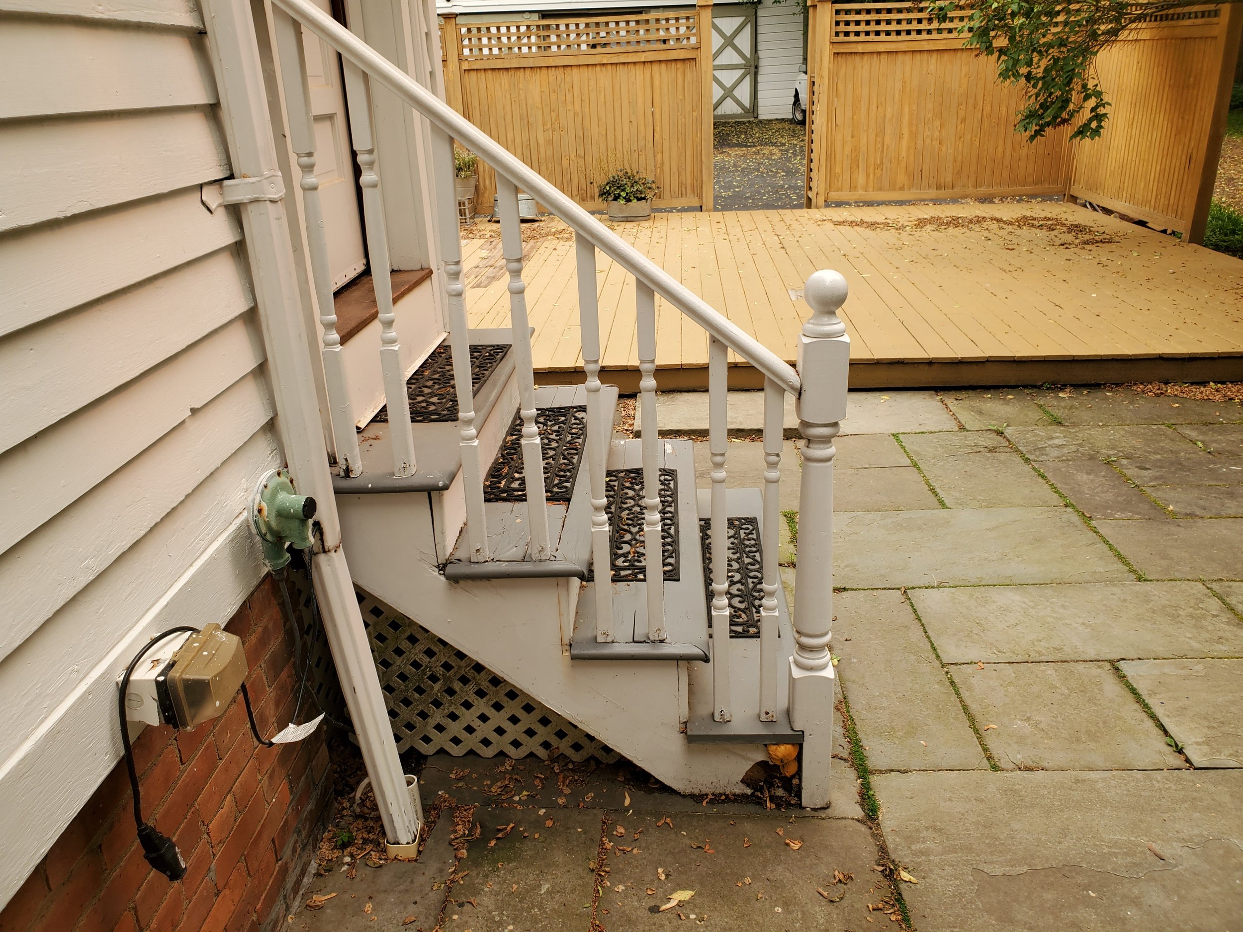 A Happy Home Handyman Photo of steps 1.jpg