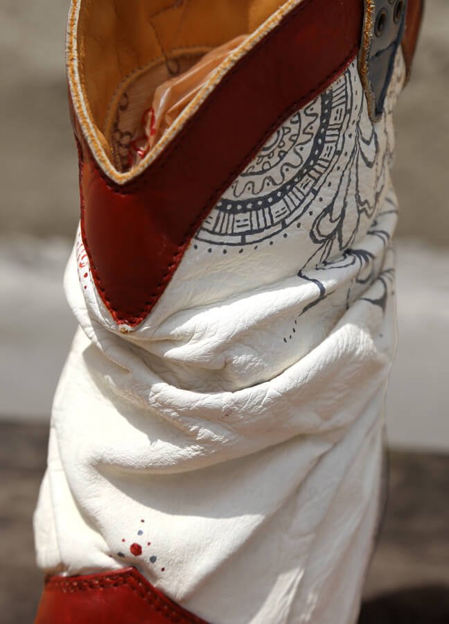10-Numéro Deux Detail-s.jpg