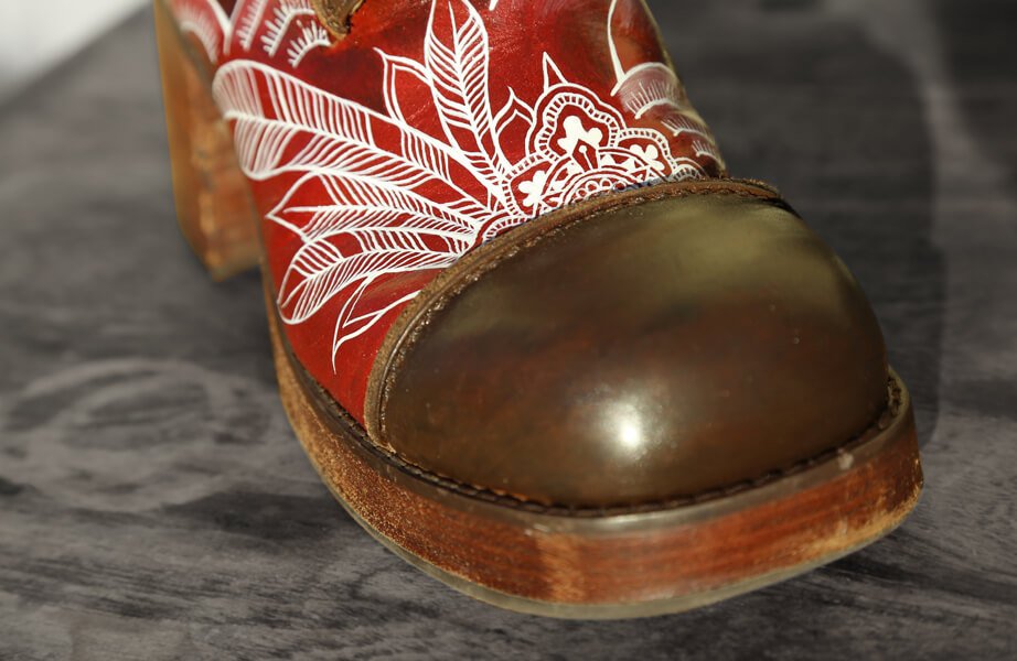 15-Numéro Trois Detail-s.jpg