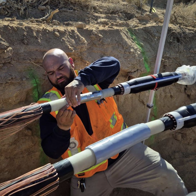 Dylan, Union Electrician