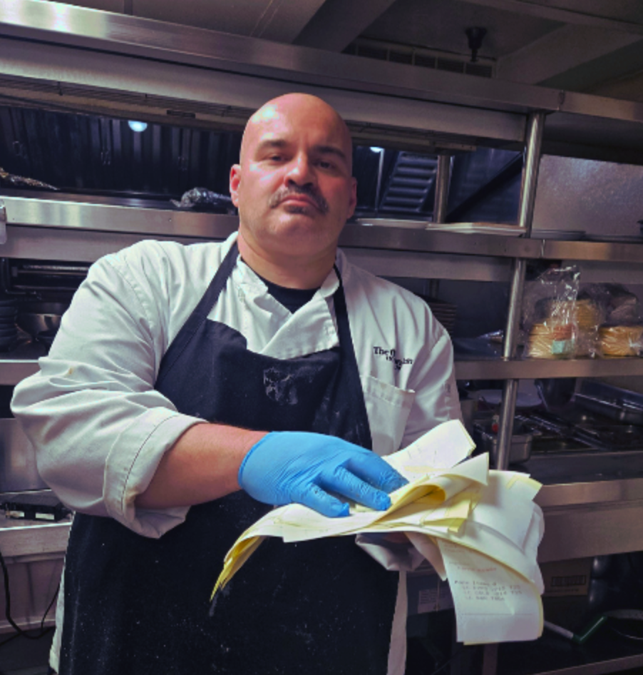 Eddie, Chef