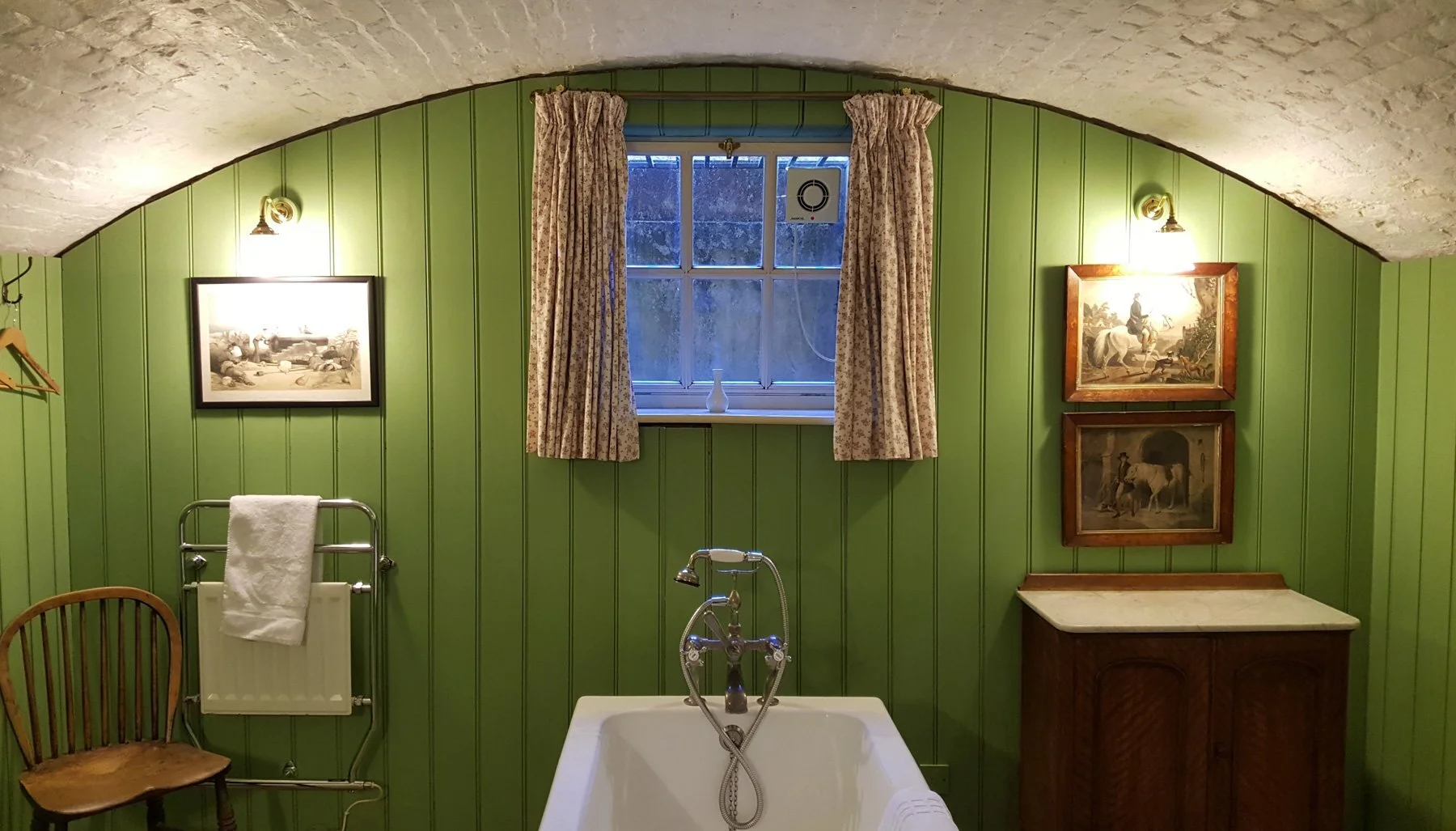 queen-annes-summerhouse-04.jpg