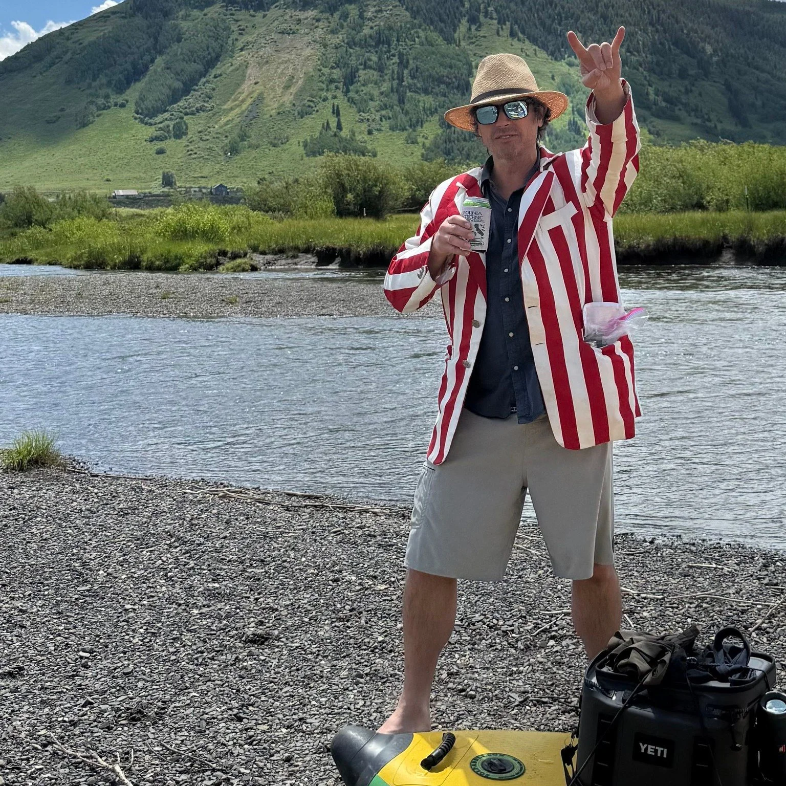 Joe hit the river for his first paddle board of the season last week&hellip; and may have caught the peak flow?! 

Catch this fun guy~our winemaker~@thewinegallery.co  this Friday &amp; Saturday from 3&ndash;7pm. Come hang, sip, and hear a few storie
