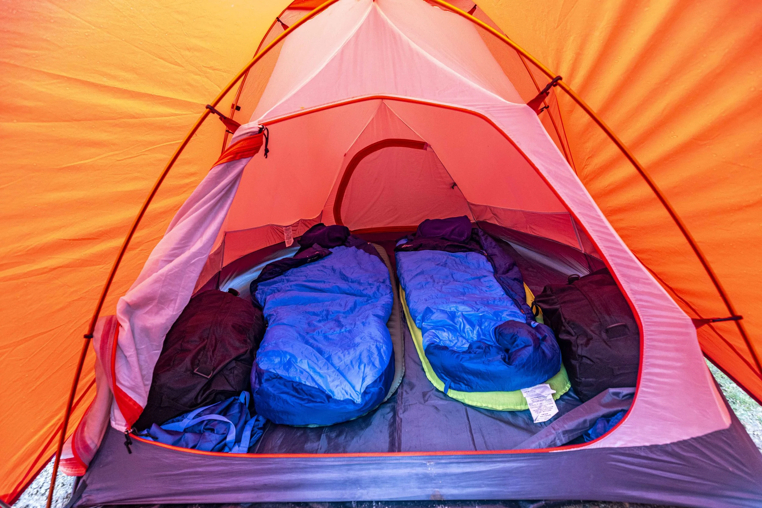 Tent - dormitorio.jpg