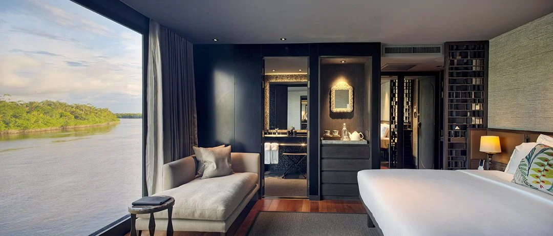 Aqua Nera_Suite_02.jpg