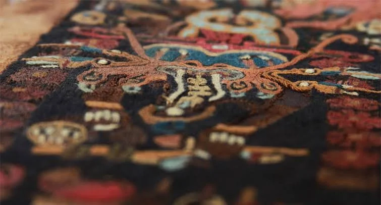 amano museo.jpg