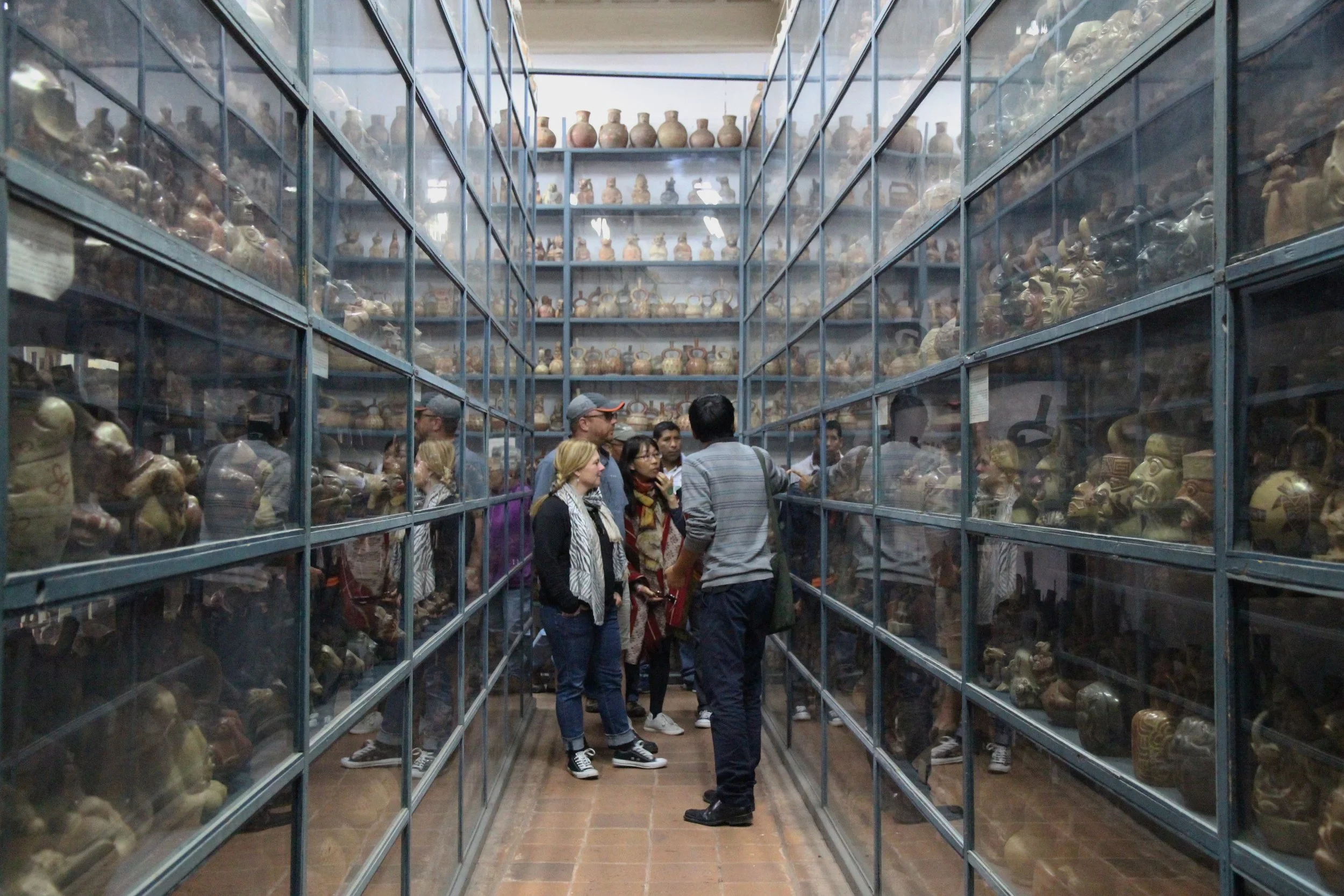 Museo Larco_Interior_Depósitos visitables (2).JPG
