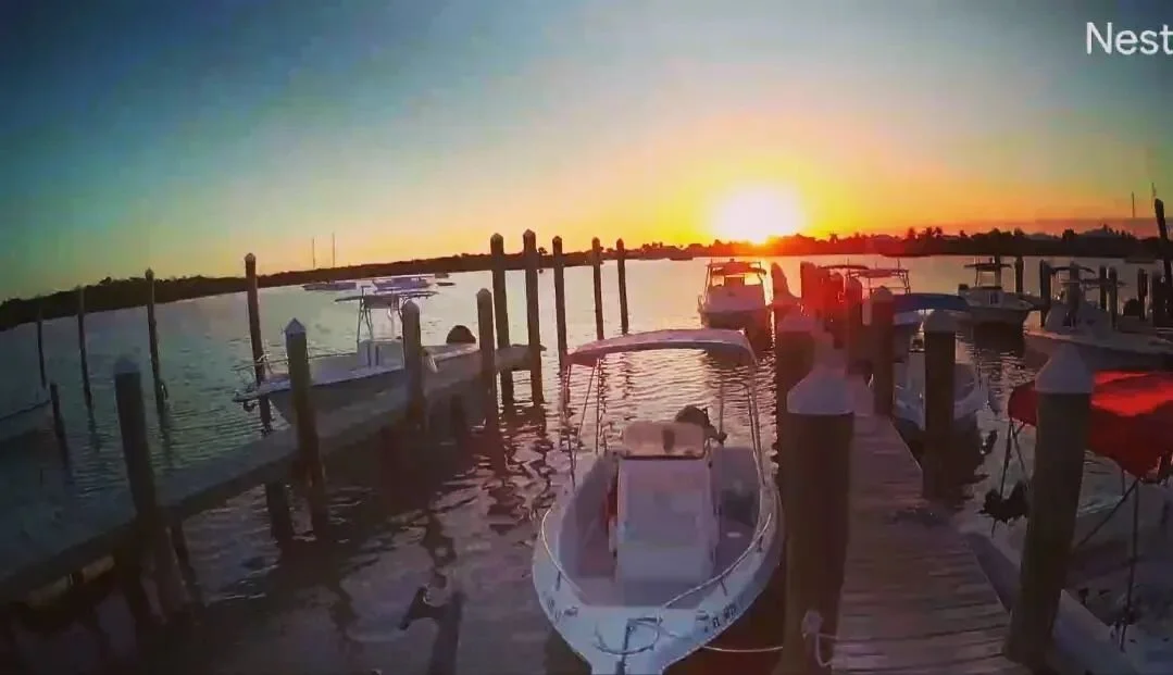 Sunrise....happy saturday!Saturday!! #marathonkey #Marathonfl #marathonfloridakeys #marathonflorida #marathonflorida #floridakeys #flkeys #thekeys