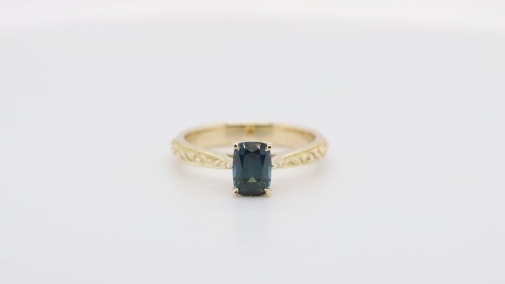 Australian Floral 18ct Yellow Gold Engagement Ring set with an Australian Parti Sapphire 💙💚 I&rsquo;m lucky enough to know the person I made this ring for and it reflects her vibrant, fun, and beautiful personality. The sapphire is sourced from Que