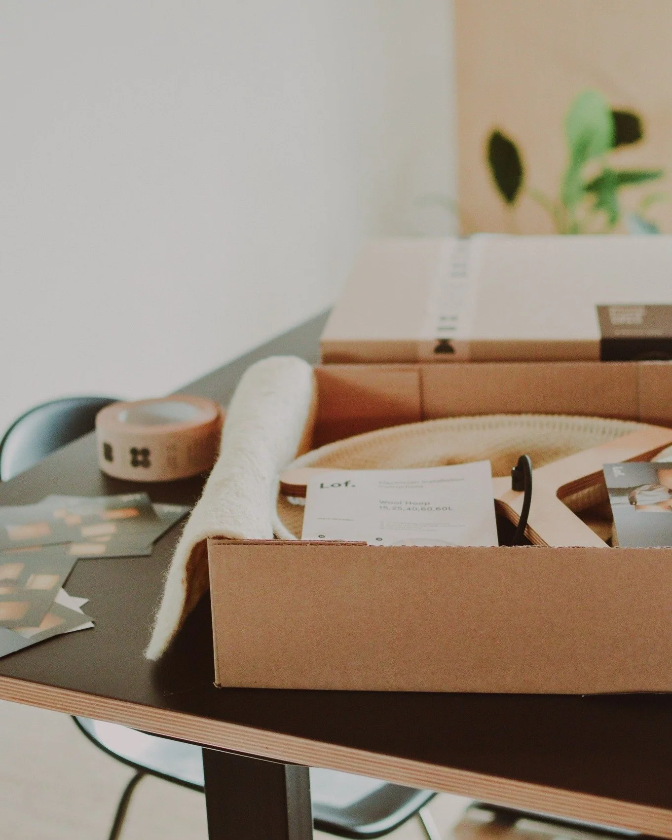 Our Lof Wool Hoop Light arrives the way it&rsquo;s made &mdash; with care.

Each order is thoughtfully packaged to protect its soft form and reduce waste, using materials chosen to be gentle on the light and the environment. A beautiful piece, delive