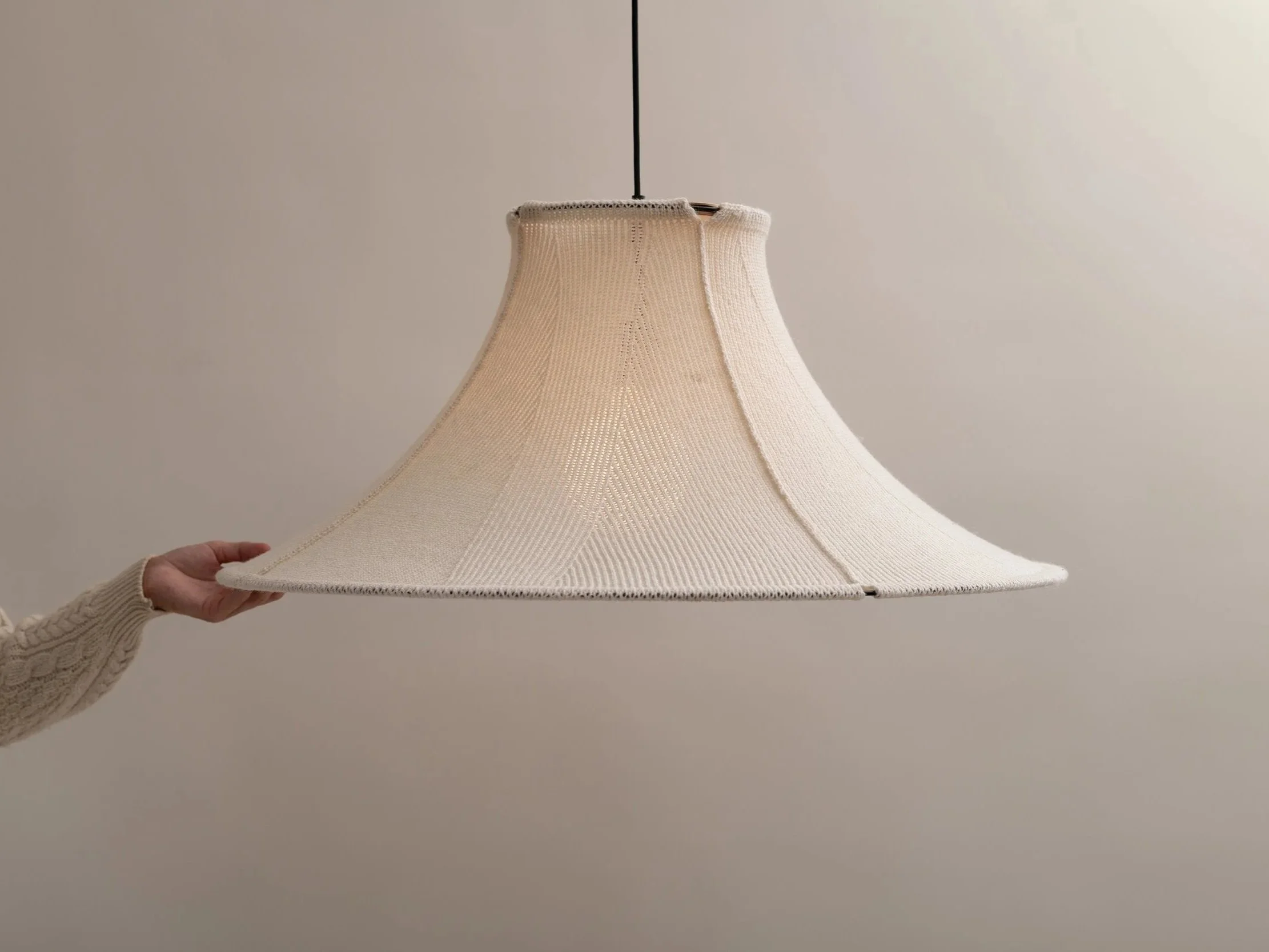 Bloem 80 pendant light, New Zealand–made acoustic lighting