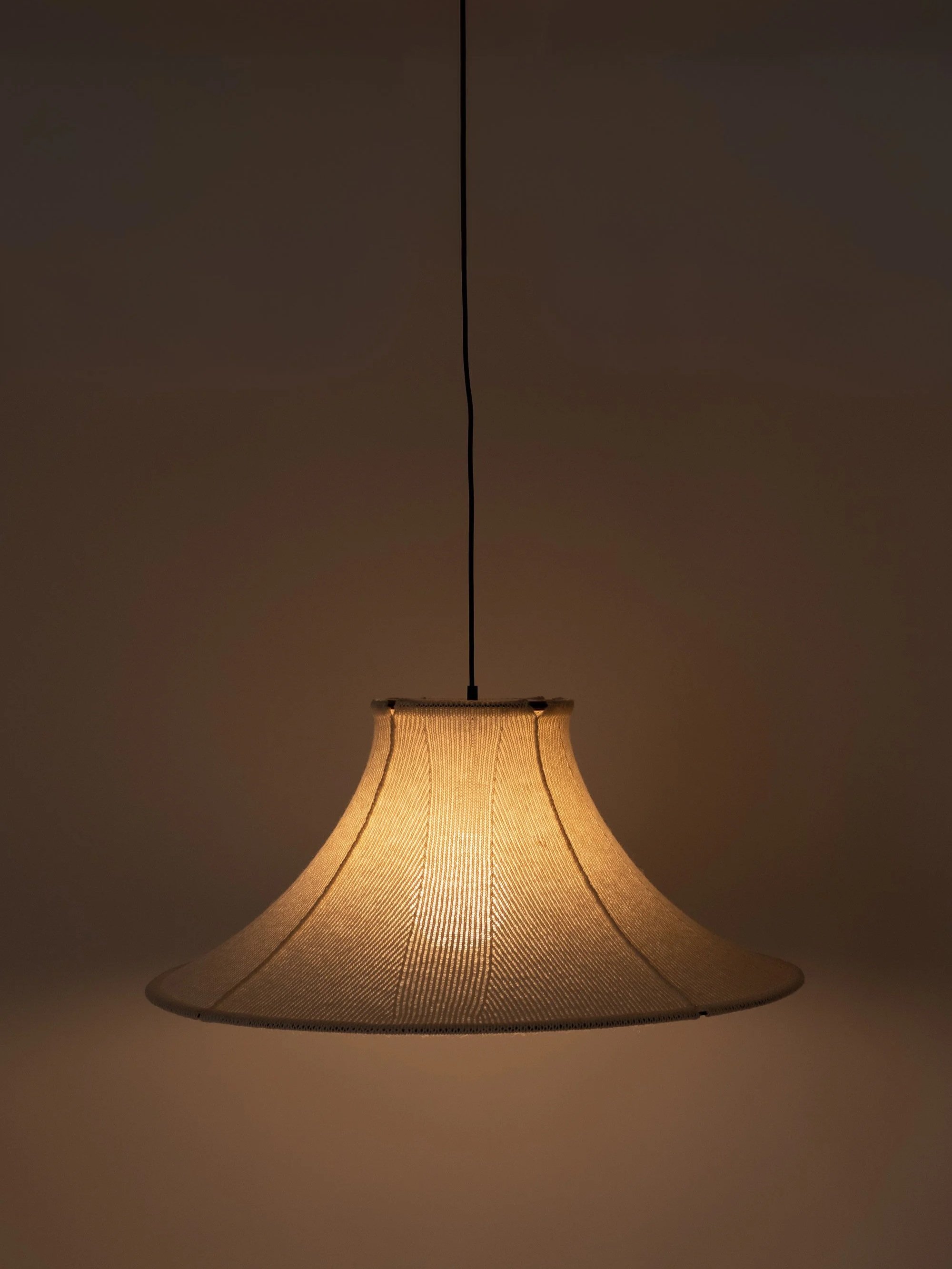 Bloem 80 pendant light, New Zealand–made acoustic lighting