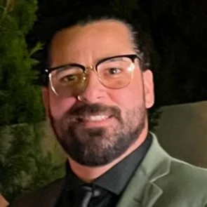 Headshot (1).jpg