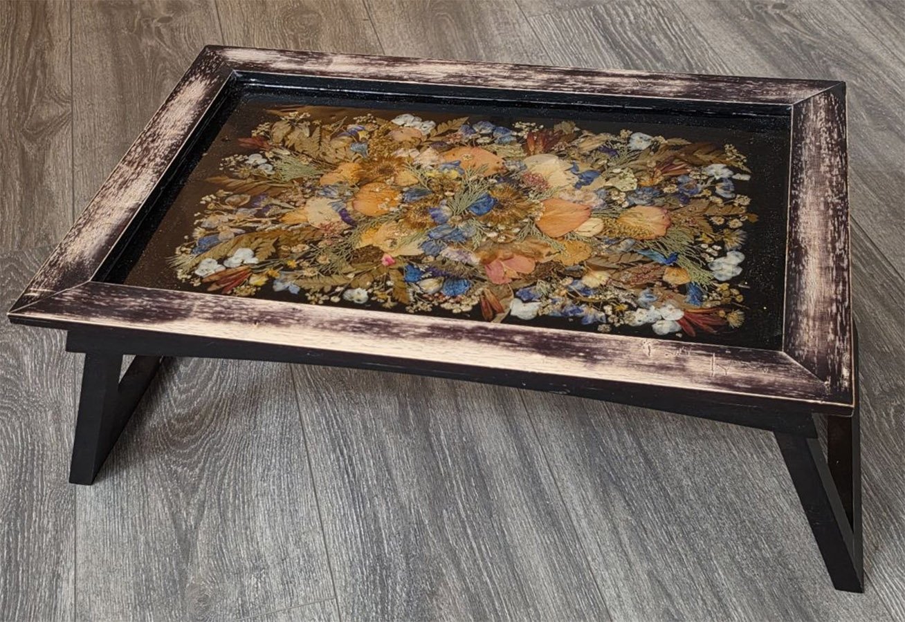 J.Fesan--itle Bed table _Wild flowers.jpg