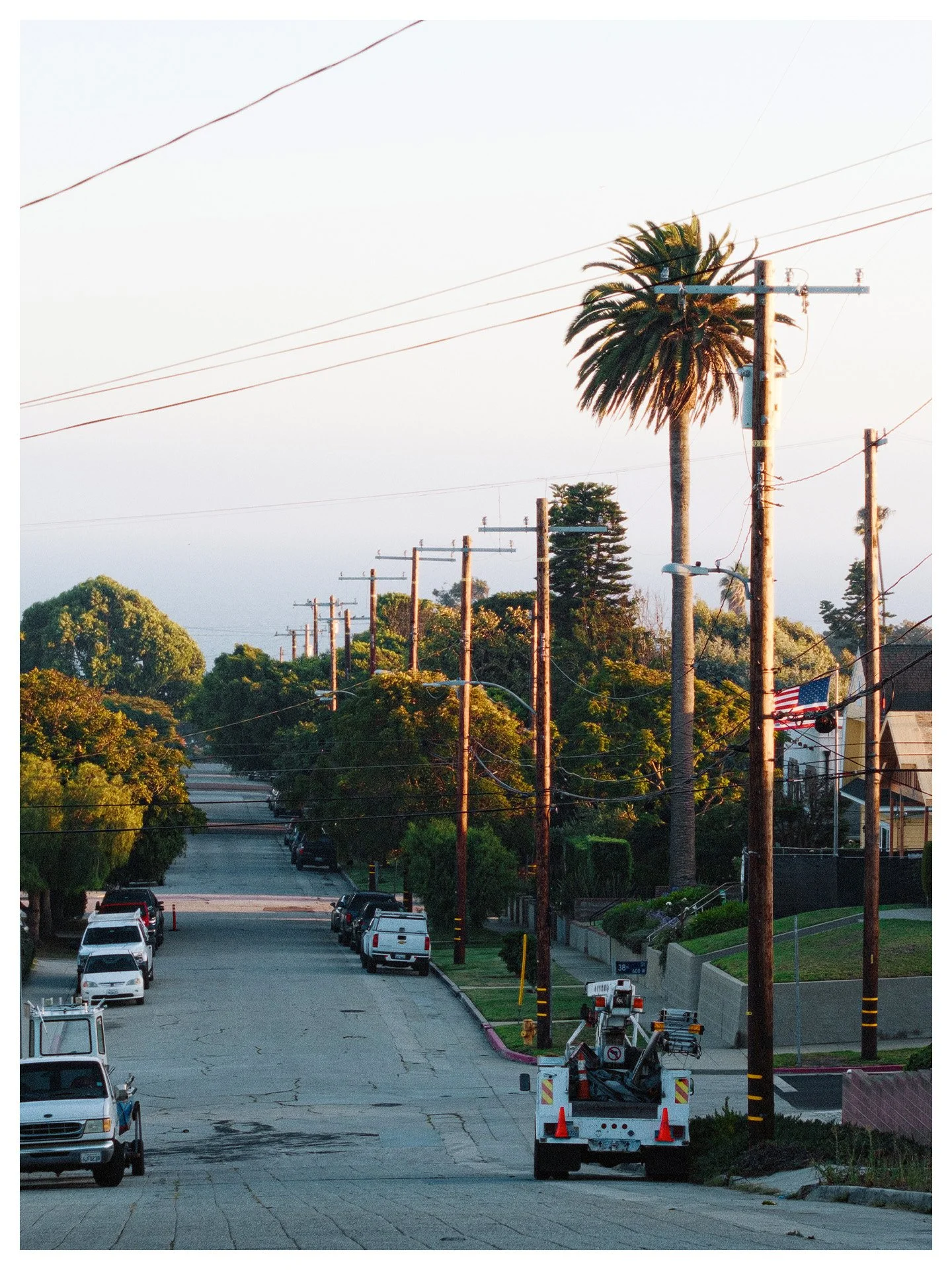 Some blue hour outtakes from this week's video about shooting with the 85mm. Definitely spent a lot of time trying to make it work like my wider lenses, still might be 😂