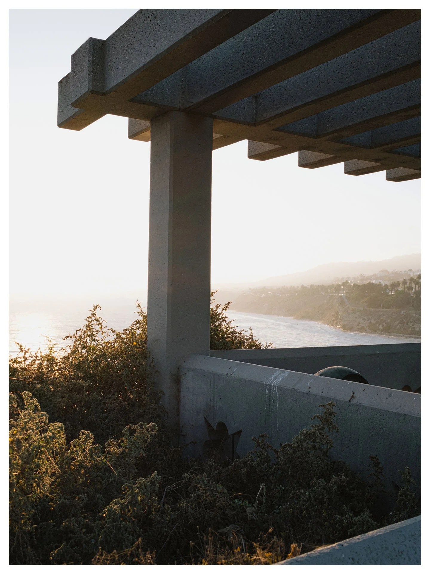 Last light in San Pedro, right after we arrived. By far my favorite neighborhood in LA so far. It's unusual to be in one city for so long, but I'm really glad that this gets to be our longest stay of the year.