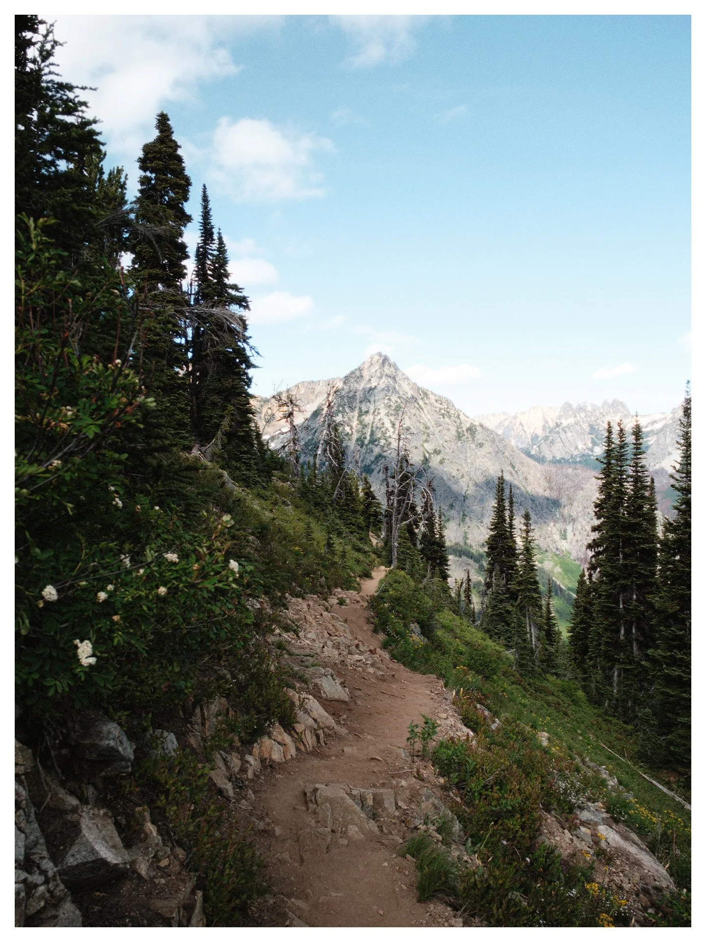 Until this spring, the vast majority of my time in the PNW has been confined to Portland & Seattle. Although it sometimes feels as though I've done very little proper street photography this year, I am really happy I finally got a taste of what t