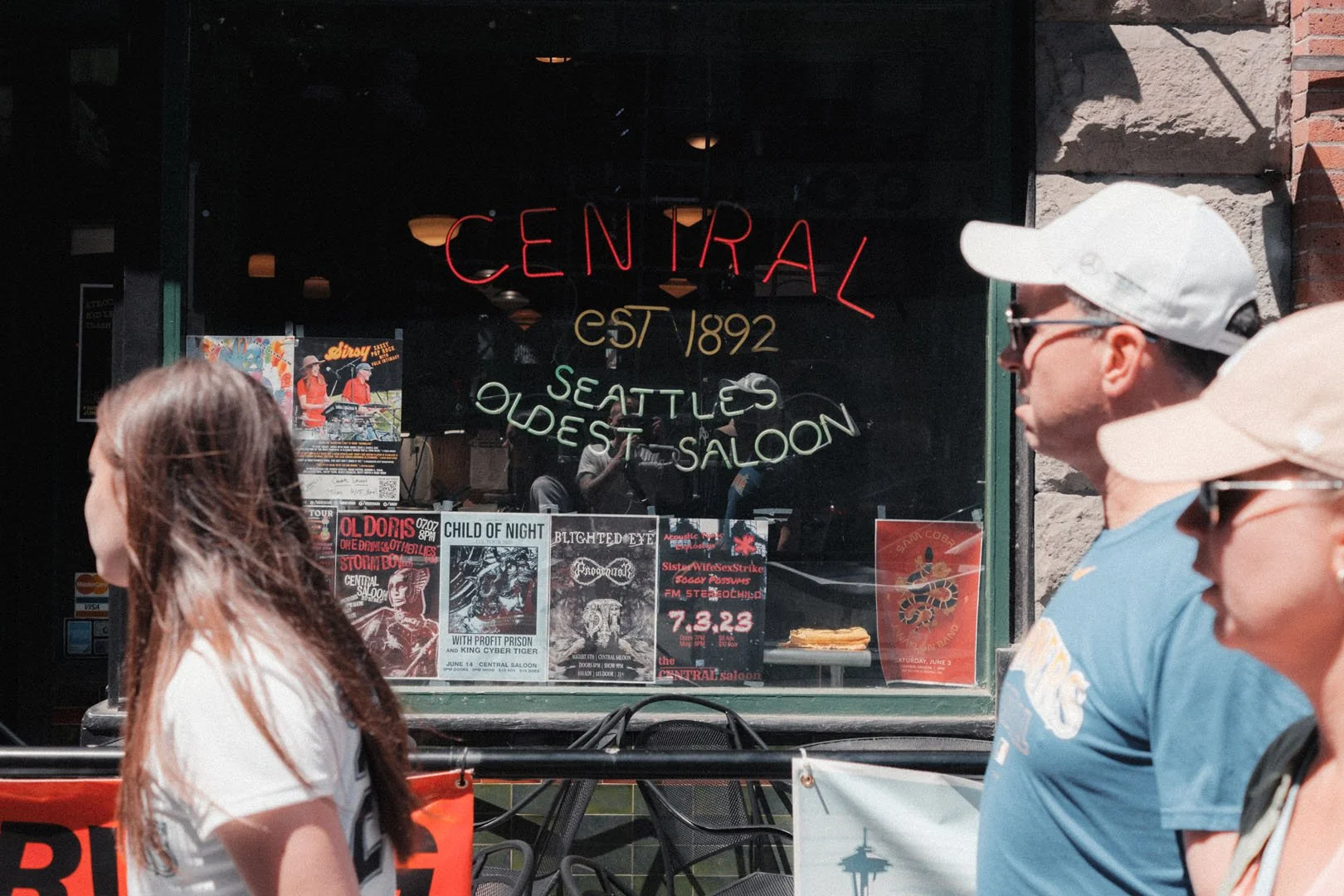 seattle street photography - pioneer square