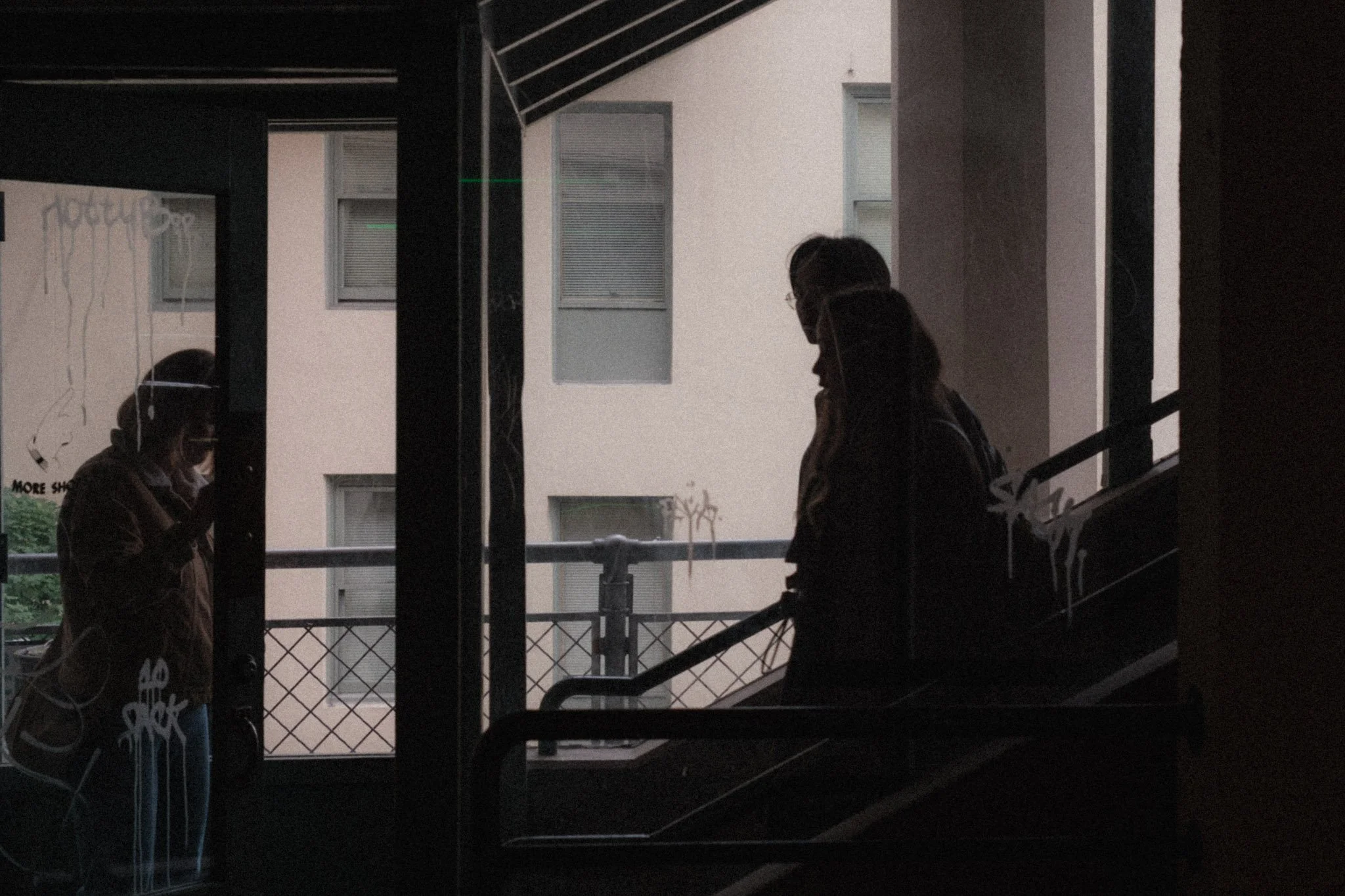 seattle street photography - pike place market