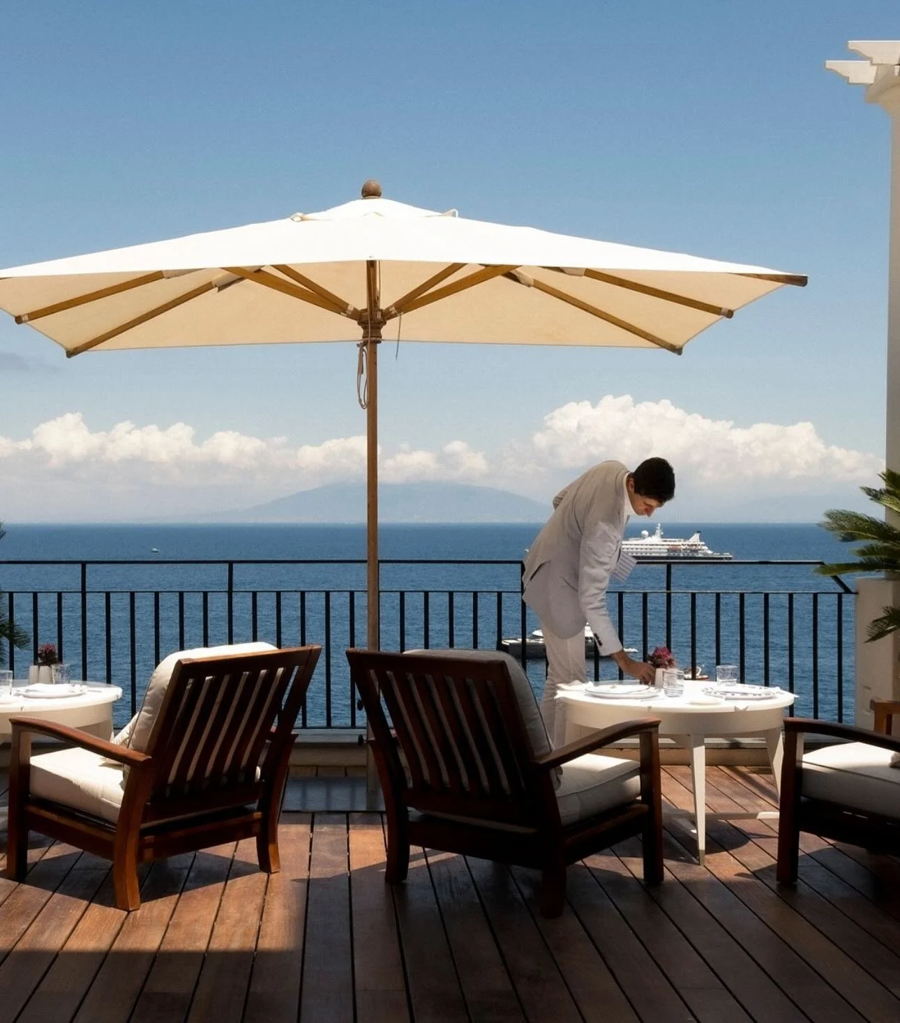 If you&rsquo;re hoping to stay in Capri this year, you must have @jkplacecapri on your list of hotels to highly consider! By @enrico_costantini