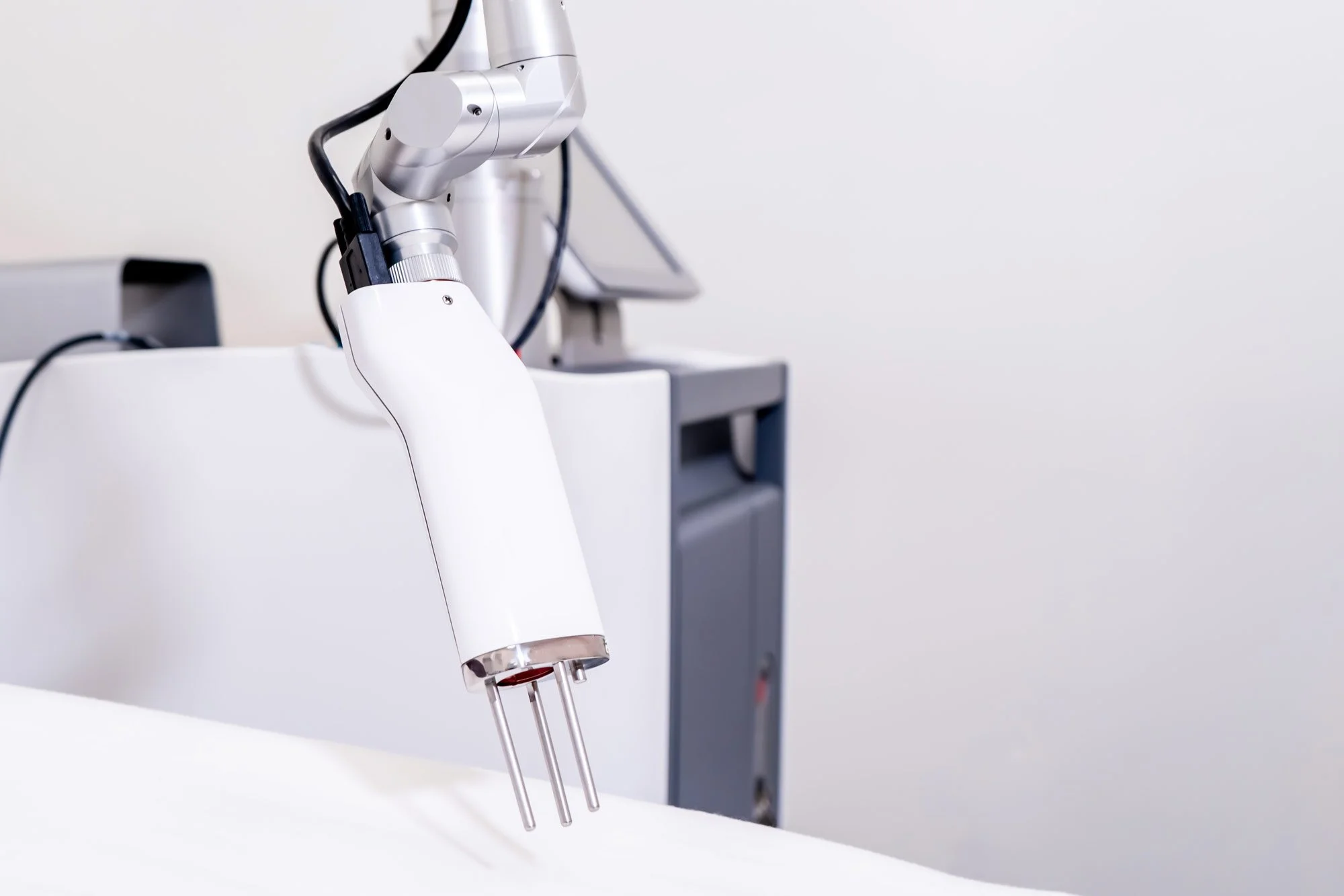 PICO Cutera Enlighten III Laser machine at Gold Coast Dermatology Clinic.