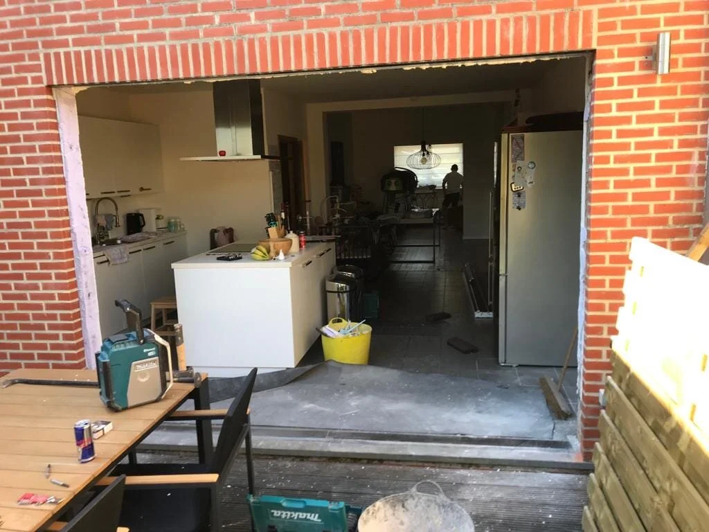 Pvc gayko hefschuifdeur in jet black met vliegenvouwdeur2.jpg