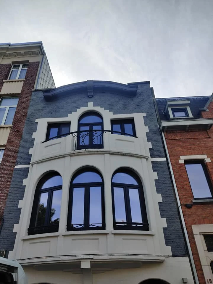 Rondbogen in jet black te Berchem