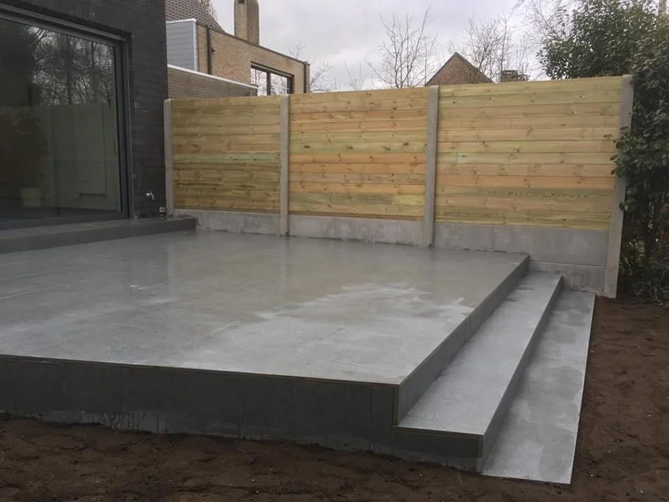 Terras en nieuwe achterbouw3.jpg