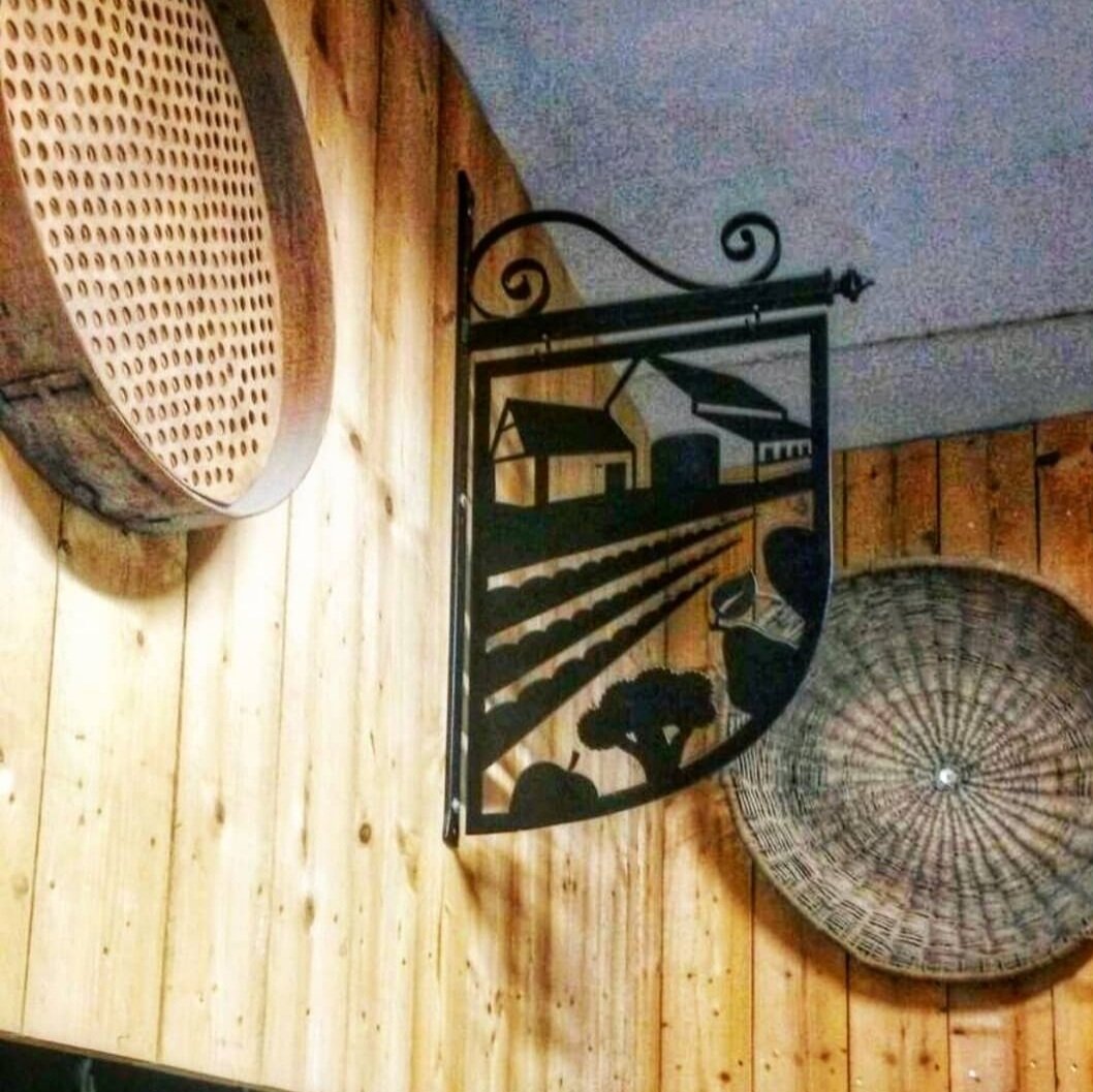 Screenshot_20210826-124431_Instagram (1).jpg