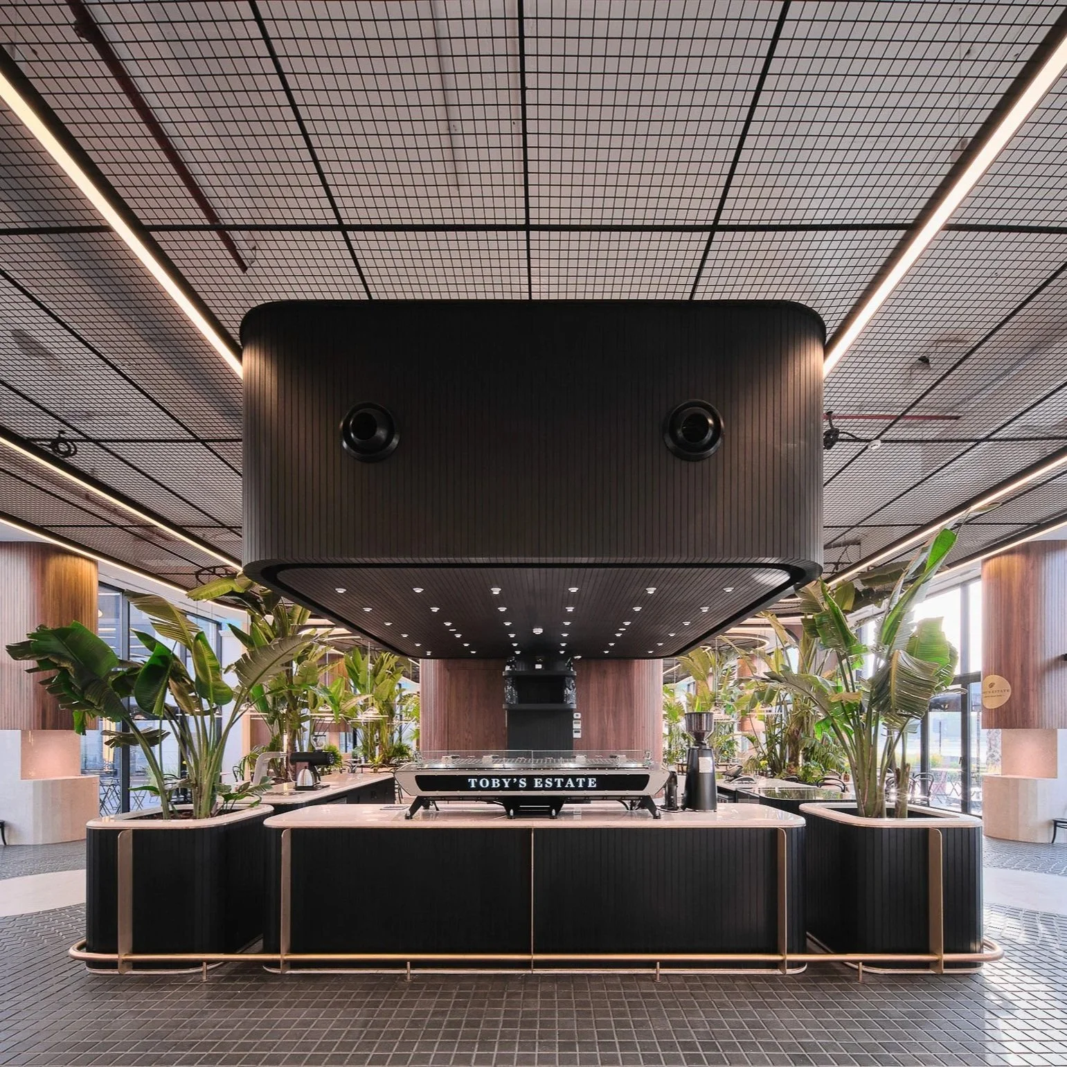 Toby's Estate - Edge Mall