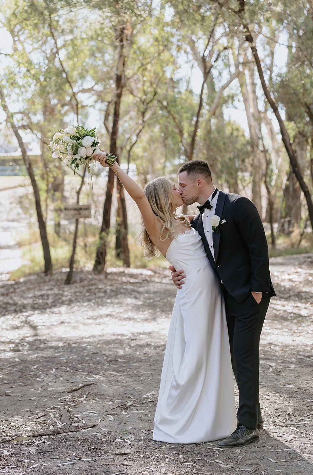 JAMEY_JASON_LOVEBYSHAE_MORRISONS_WINERY-9_websize.jpg