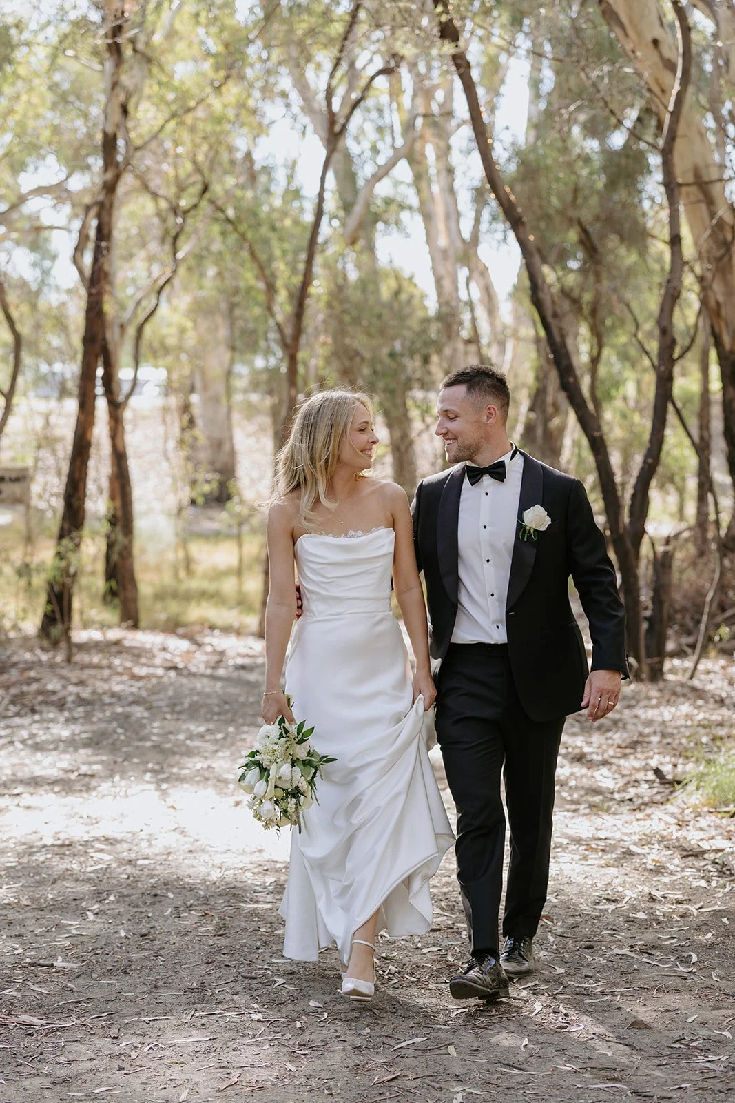 JAMEY_JASON_LOVEBYSHAE_MORRISONS_WINERY-97_websize.jpg